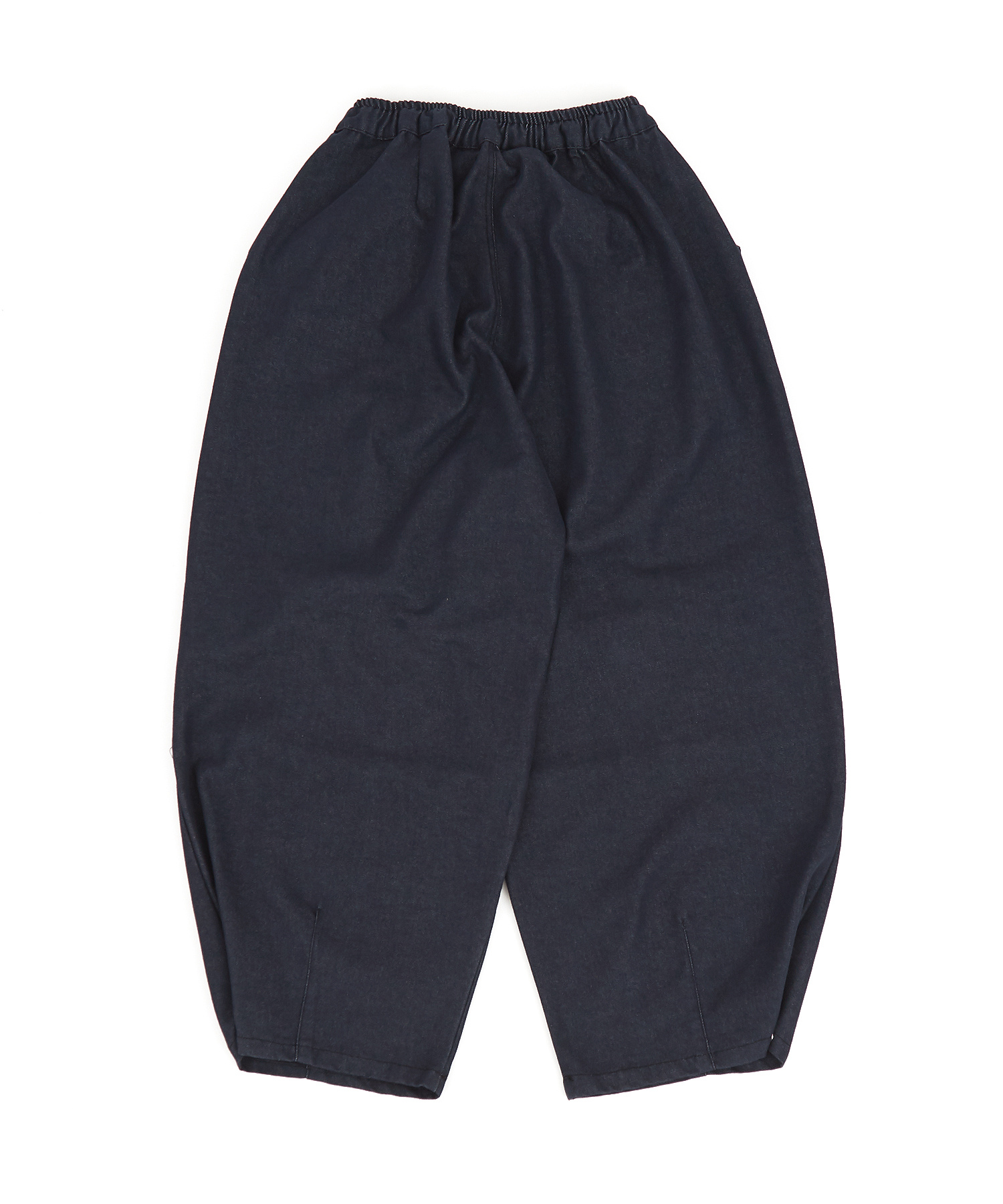 ロングベルトタック変形バレルレッグワイドデニムパンツ