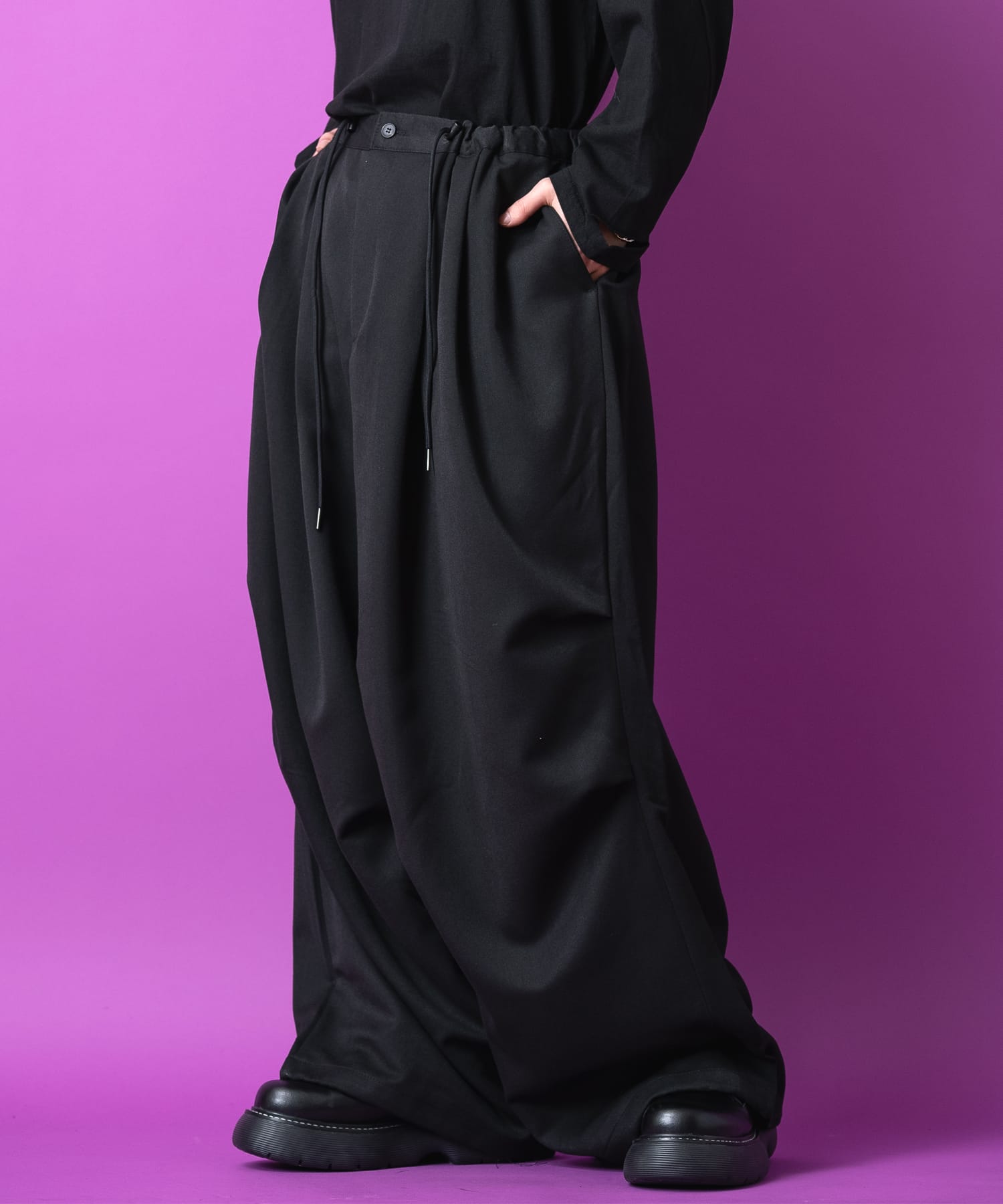 a.p.o.v. -ankoROCK's select- ウエストドローコード＆ドレープニータックオーバーサイズスラックス