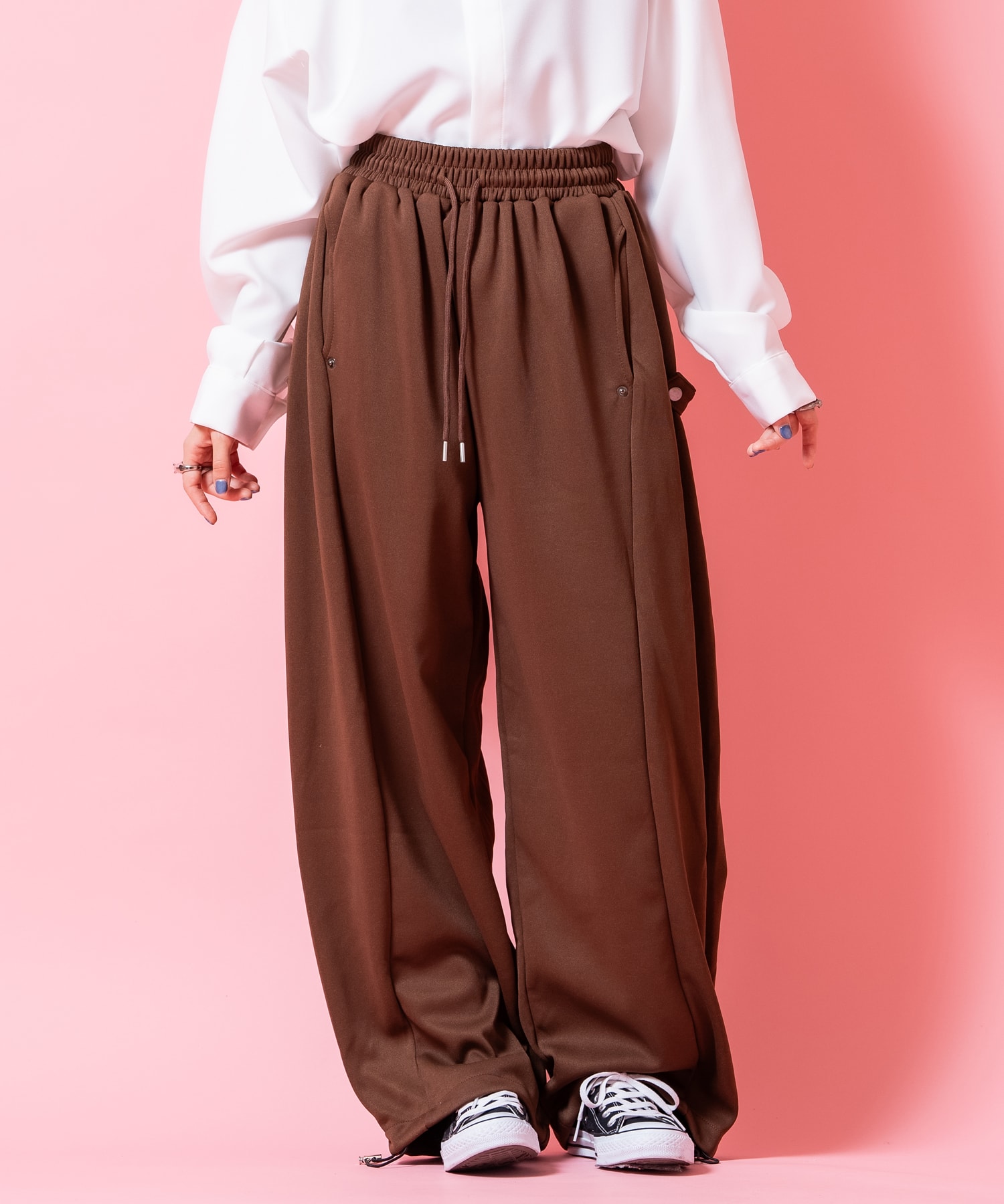 サイドフラップボタン変形スーパーワイドジャージースウェットパンツ