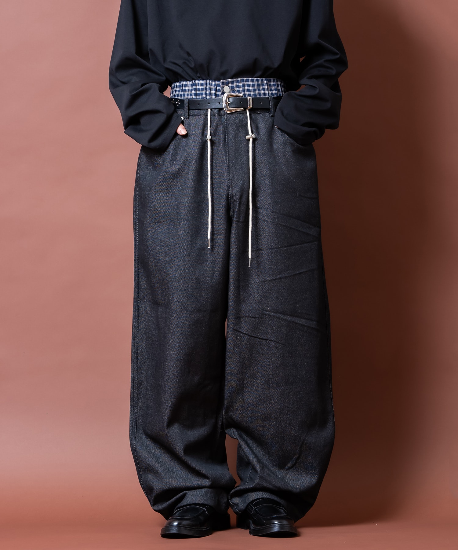 a.p.o.v. チェック柄見せパンスタイルダブルウエストワイドデニムパンツ