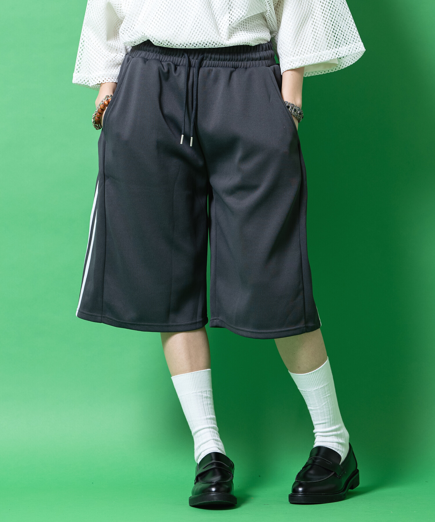 2ラインタックジャージハーフパンツ / ユニセックス ショートパンツ