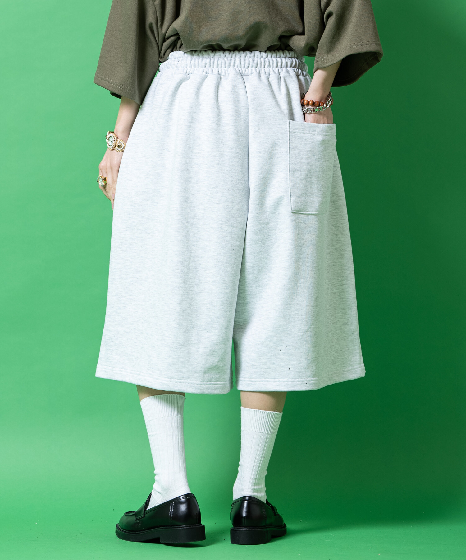 スウェットスーパーワイドバギーハーフパンツ / ユニセックス ショート
