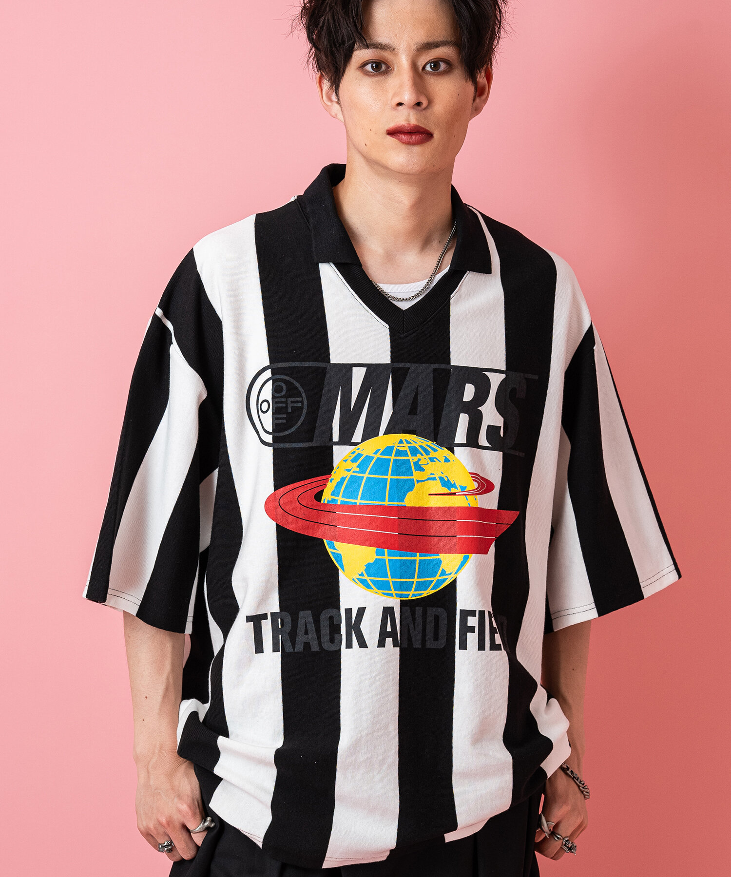 UMBRO アンブロ 定番Tシャツ 縦ストライプ柄 ユニセックス UMBRO（アンブロ）の「[NUMERALS×umbro(アンブロ)]コラボ