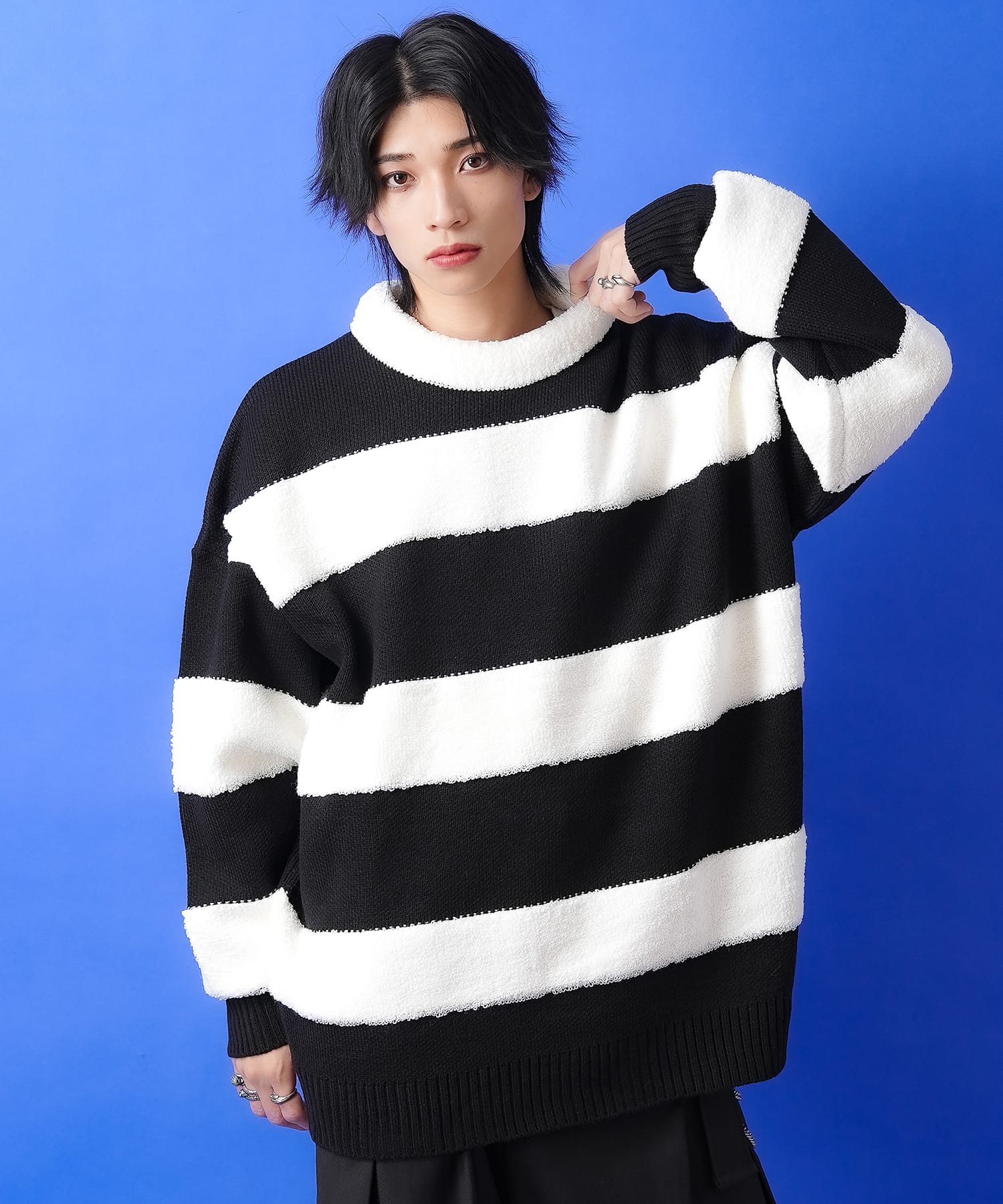 3Dパイルボアボーダーモックネックニットセーター / メンズ