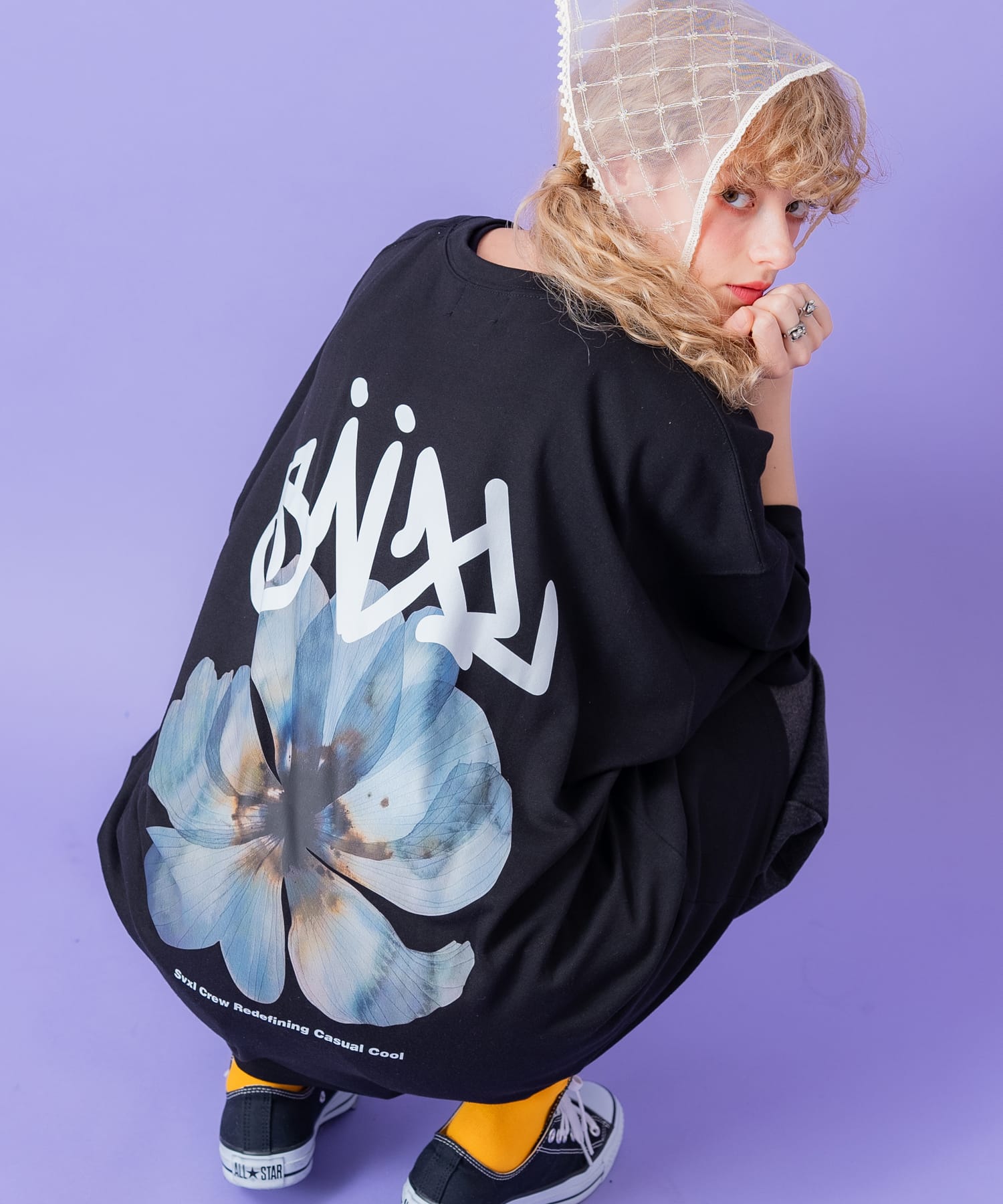 a.p.o.v.  バックフラワー転写＆タギングロゴビッグプリントオーバーサイズTシャツ