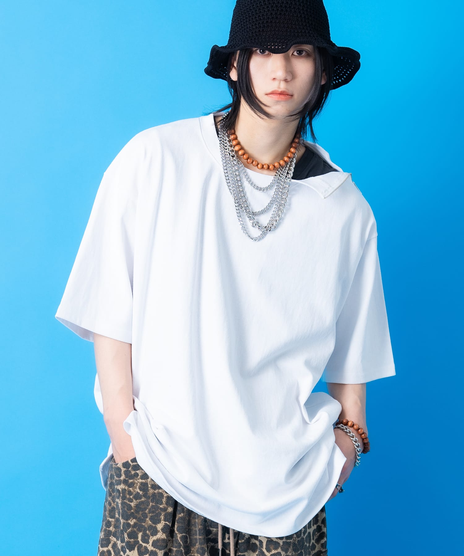 a.p.o.v.  アシンメトリーショルダージップヘヴィウェイトコットンオーバーサイズTシャツ