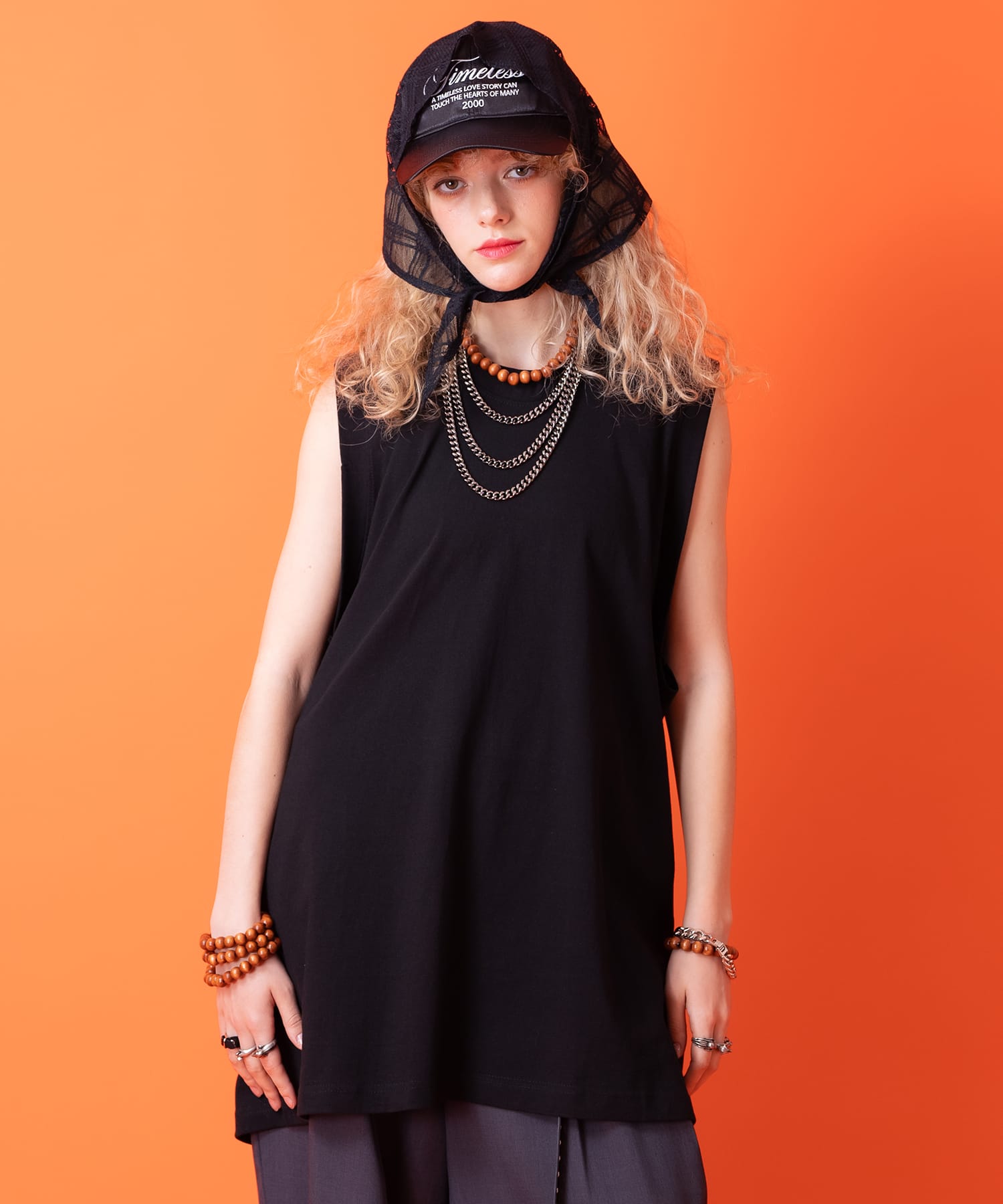 スーパーオーバーサイズUネックタンクトップ / ノースリーブ