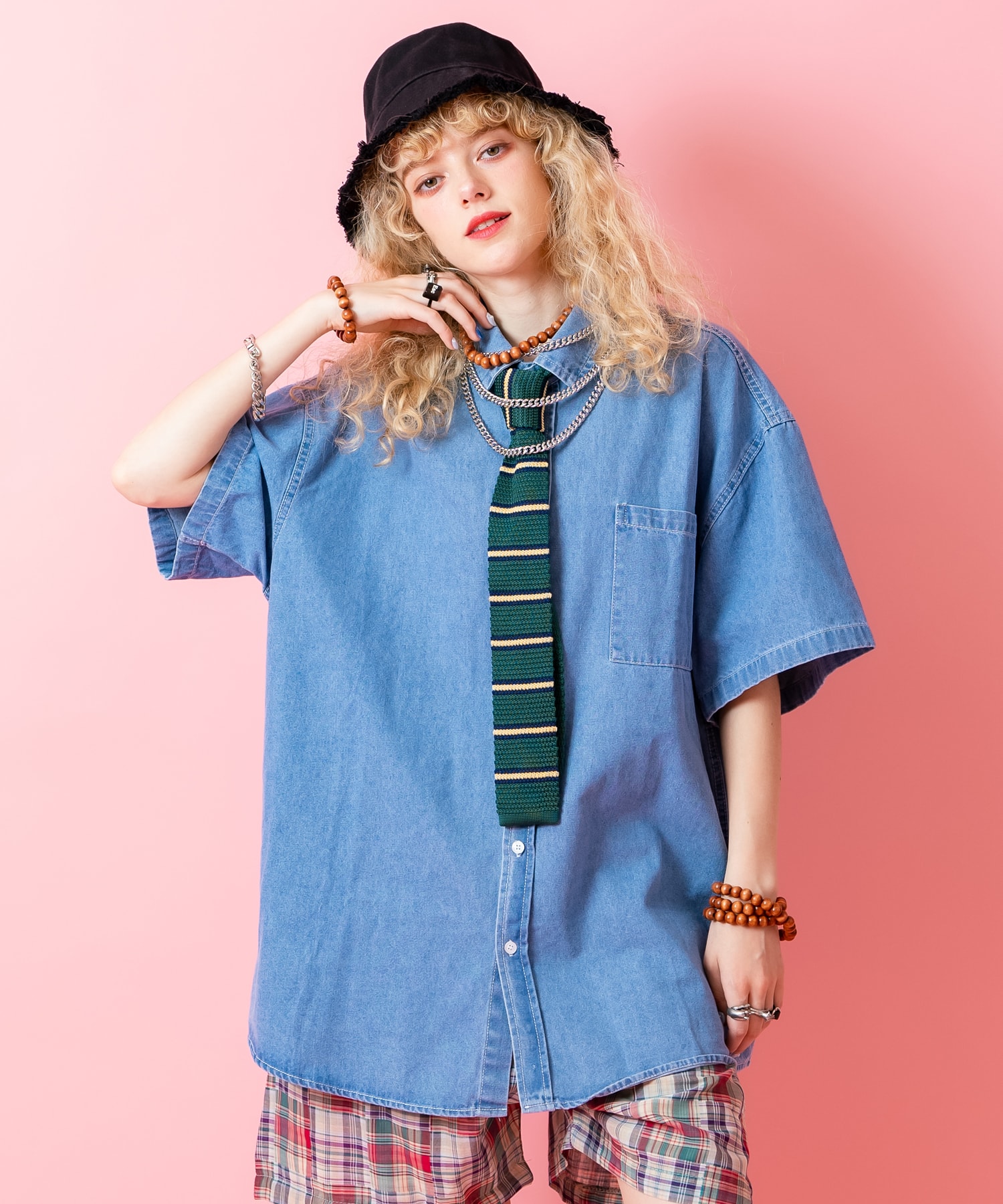 a.p.o.v.  オーバーサイズウォッシュドデニムシャツ