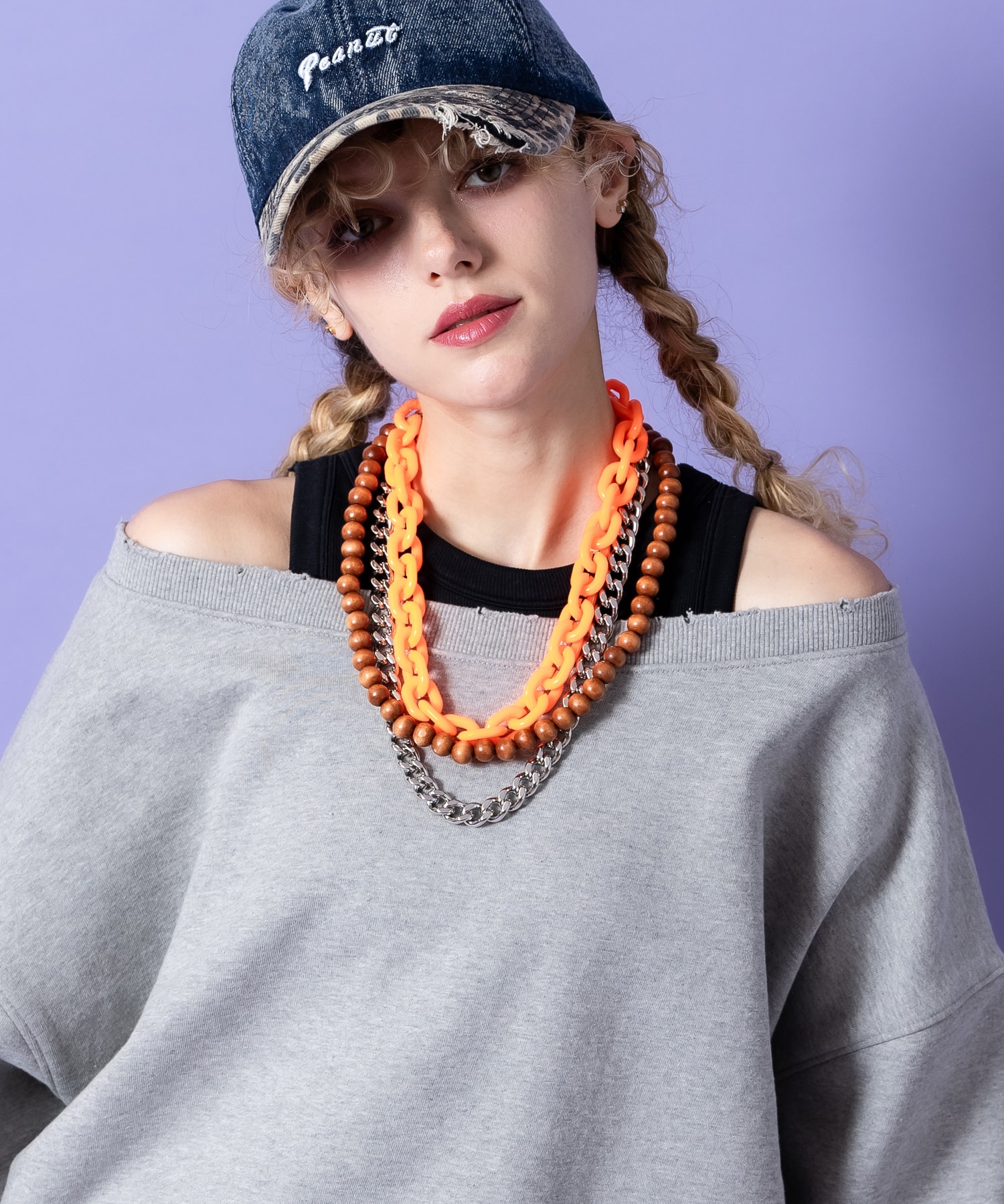 a.p.o.v. オフショルダーダメージスウェットオーバーサイズトレーナー