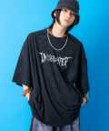 a.p.o.v.  デビルフォントロゴダートピグメントスーパーオーバーサイズTシャツ/ブラック