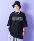 a.p.o.v.  ストリートゴシックロゴオーバーサイズTシャツ/ブラック