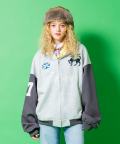 a.p.o.v. フェルトワッペン＆ナンバリング刺繍スタジャンライクツートーン切替スウェットオーバーサイズクロップド丈ジップアップパーカー/グレー