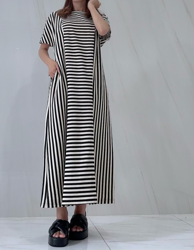 【selva secreta】Stripe×Border Pleats Tshirt  one-piece(beige)