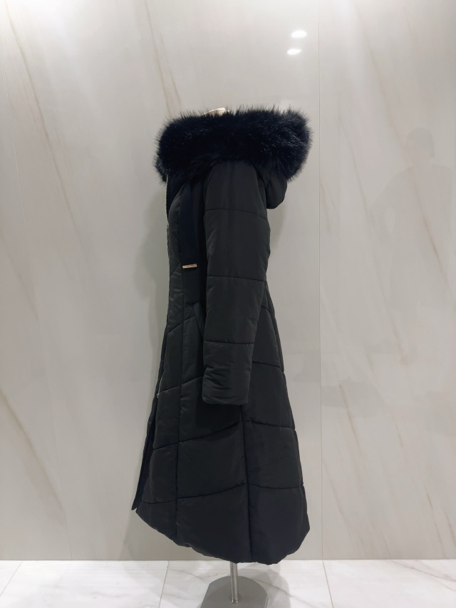 かなかな【selva secreta】BENCH COAT(black) selva secreta】BENCH COAT(black)