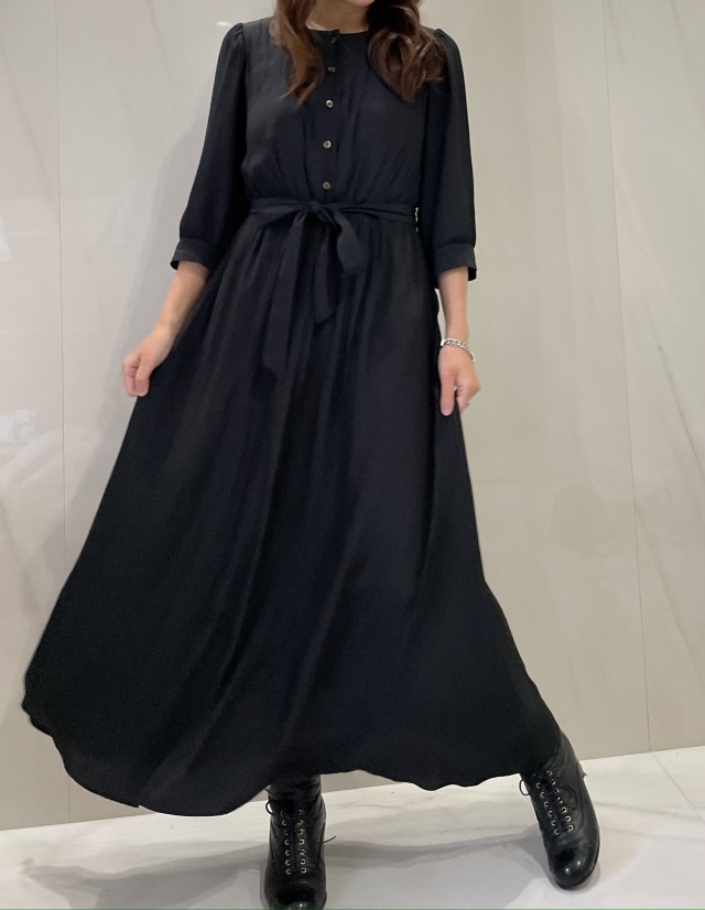 【selva secreta】FRONT BUTTON DRESS(black)