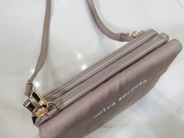 selva secreta】3-layer Wallet BAG(greige)