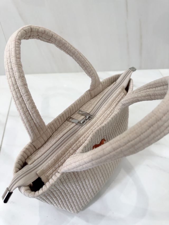 バッグ selva secreta Ibul horse TOTE BAG BIG selva secreta】Ibul horse TOTE BAG BIG-size(beige-gold金具)