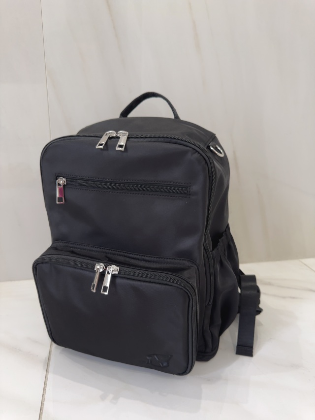 selva secreta】Extend Monogram logo BACKPACK(black logo×inside-pink)