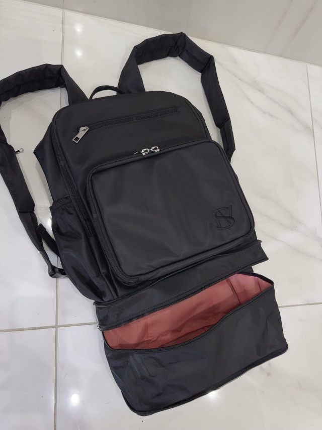 selva secreta】Extend Monogram logo BACKPACK(black logo×inside-pink)