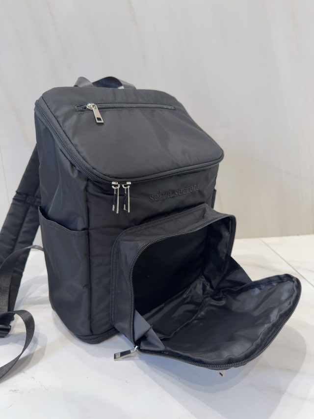 selva secreta】Active Smart backpack(black×black logo)