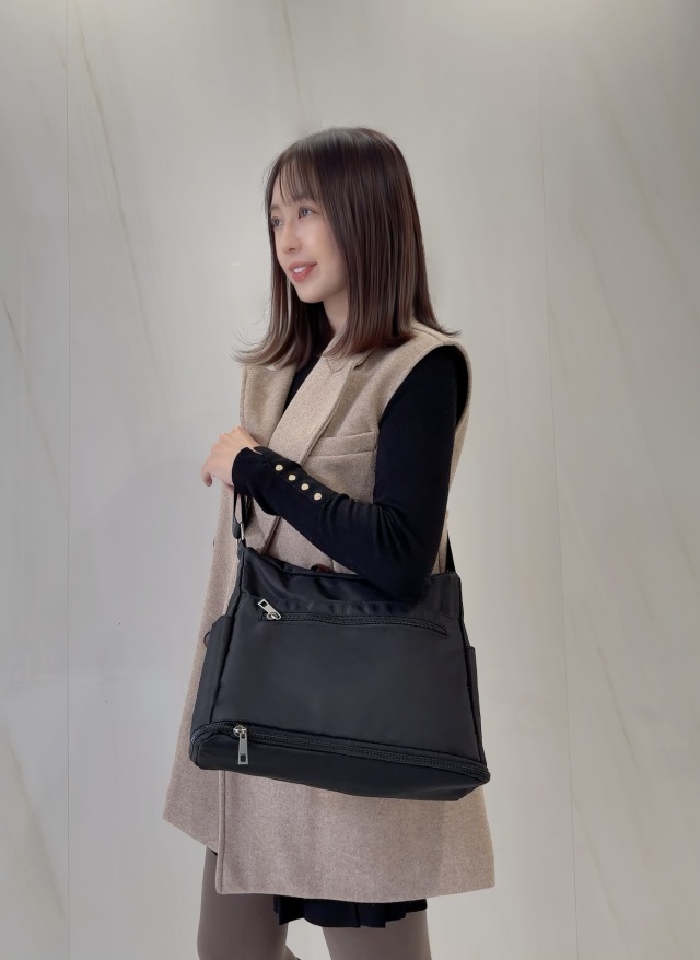 selva secreta】EXTEND 極軽 Shoulder BAG(black×black logo)