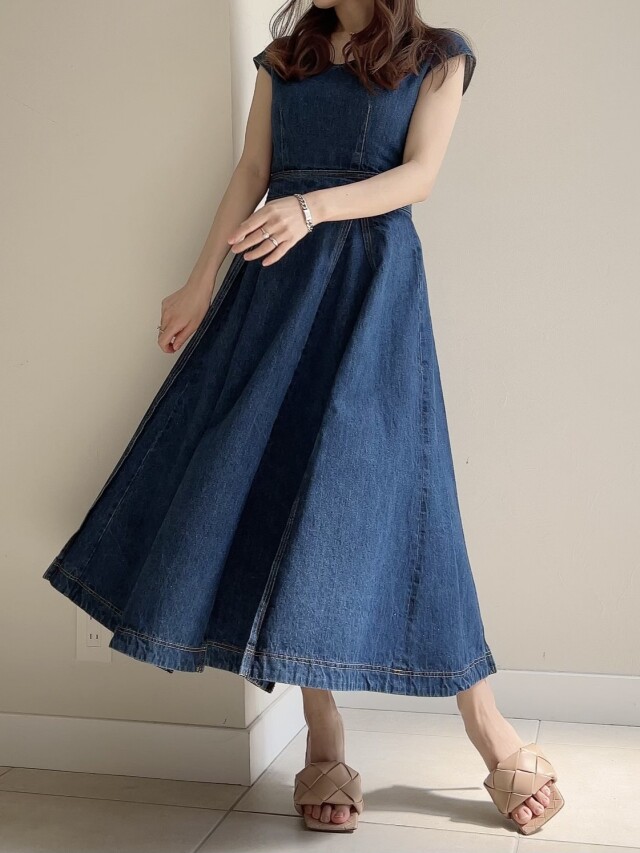 selva secreta】BANANA DENIM DRESS