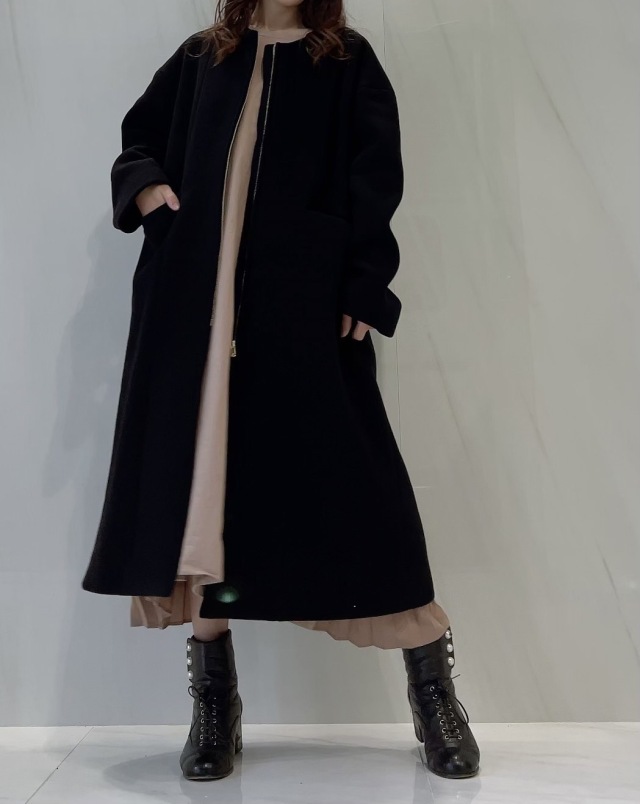 selva secreta】A line Italy COAT(black)