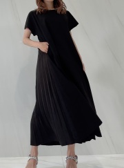 【selva secreta】Pleats Tshirt Pocket one-piece(black)