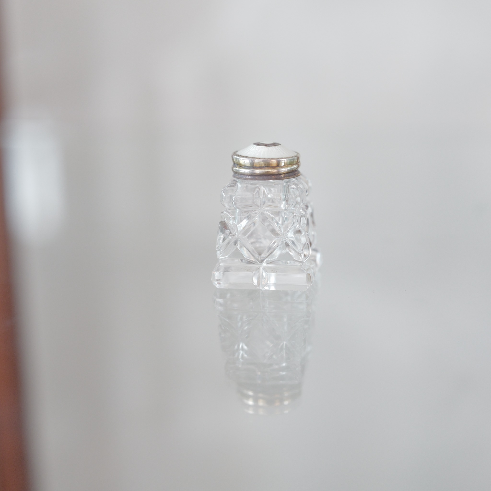 ノルウェー ヴィンテージ ソルト＆ペッパー シェーカー トレイセット デビッド・アンダーセン ? ロアー・プリッツ ? テーブルウェア クリスタル