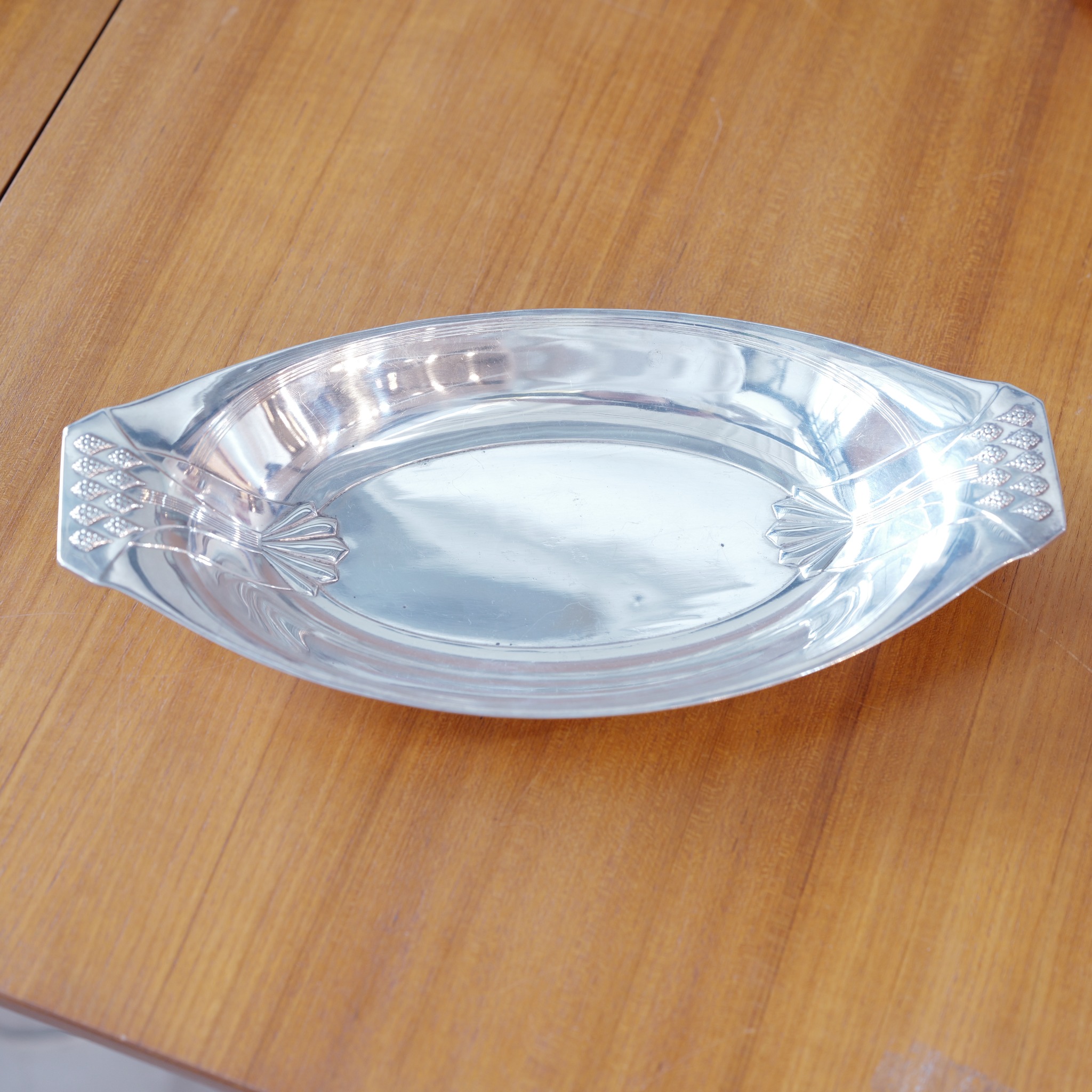 クリストフル ガリア アンティーク アール・ヌーヴォー 松ぼっくり 花束彫刻 シルバープレート 銀 フランス 1900年代前半 Christofle Gallia