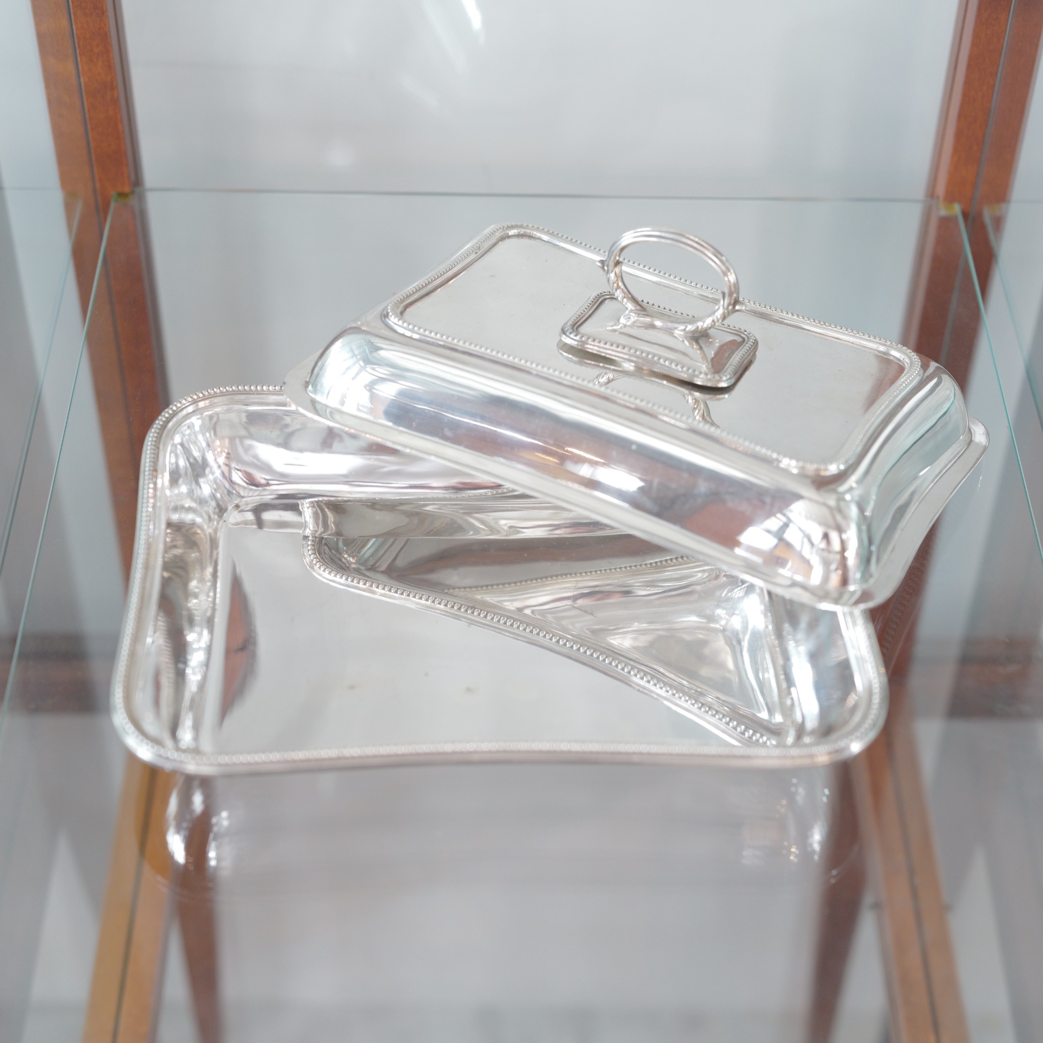 英国アンティーク 19世紀 ウィリアム・ハットン＆サンズ アントレディッシュ シルバープレート ビーズ装飾 長方形 ヴィクトリア朝