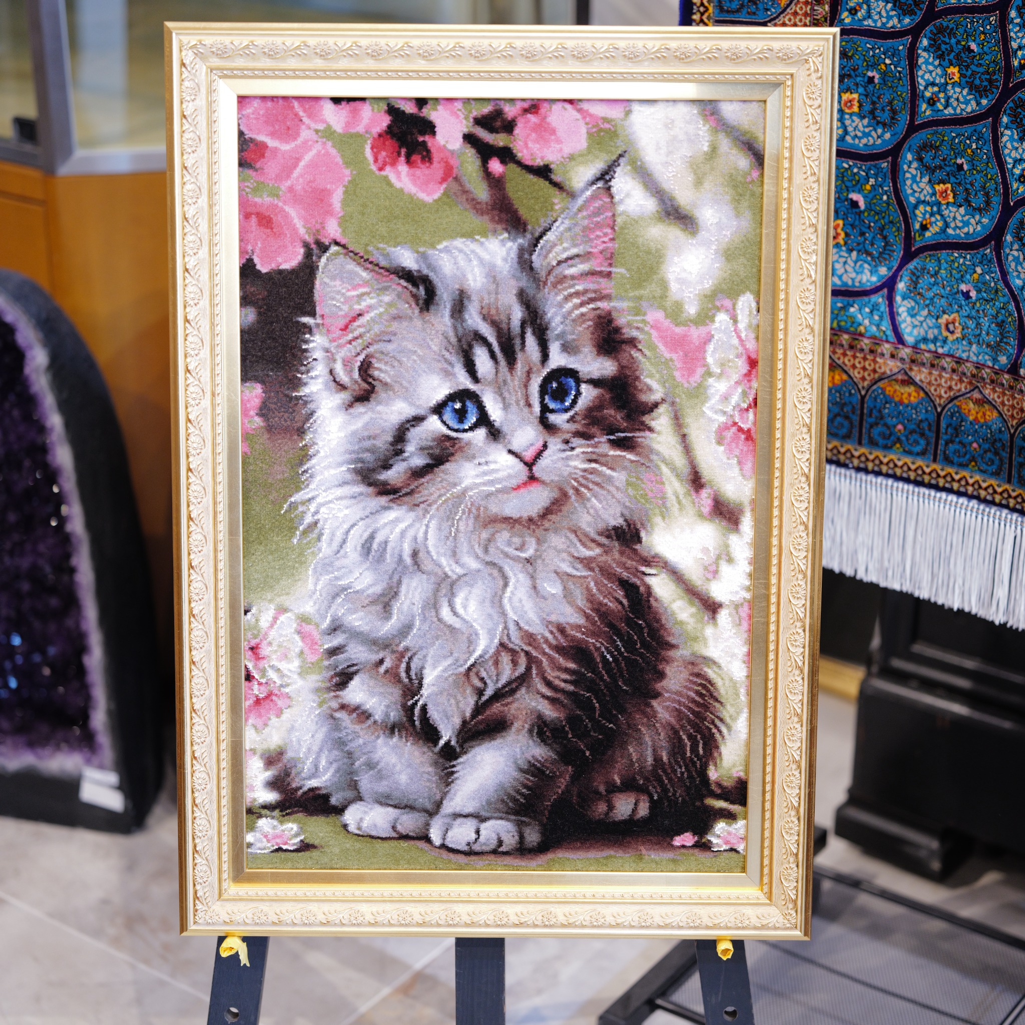 タブリーズ産 ペルシャ絵画絨毯 子猫デザイン ウール×シルク 59×40cm 手織り 高級タペストリー 壁掛けアート インテリア