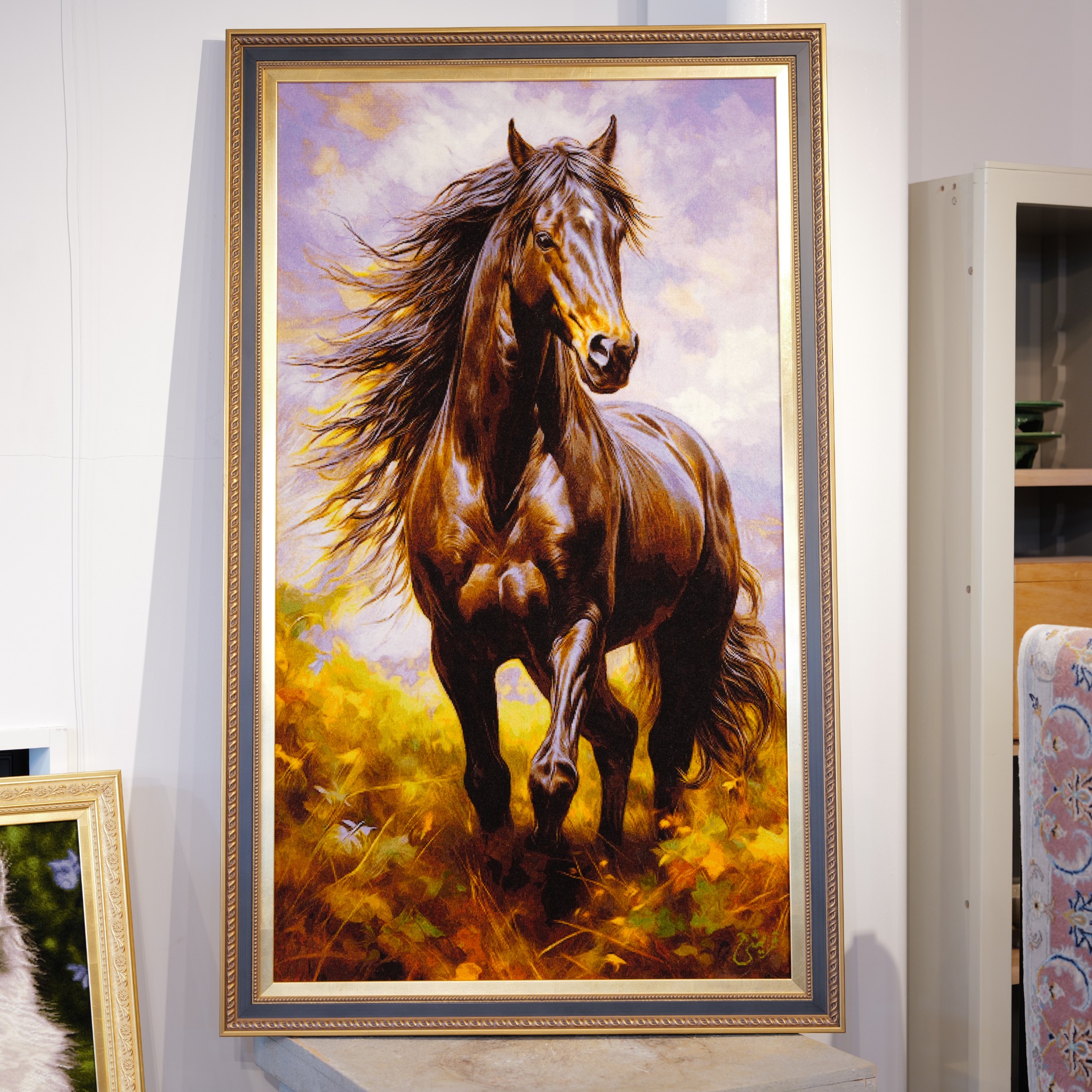 タブリーズ産 ペルシャ絵画絨毯 馬モチーフ 101×58cm ウール×シルク 手織り ゴレシー作 高級タペストリー 壁掛けアート