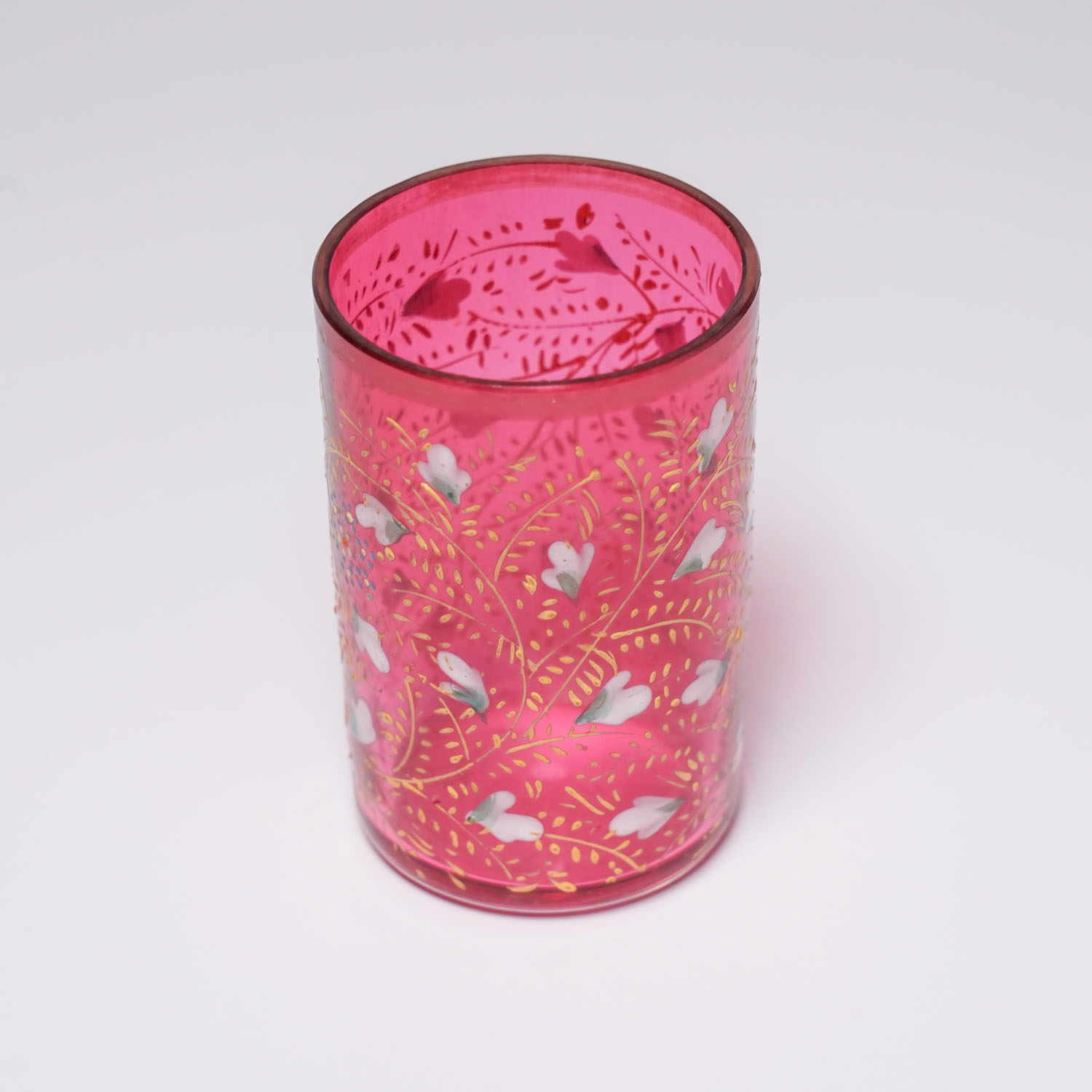 イギリスアンティーク、エナメル彩色のピンクのガラス花瓶セット イギリスアンティーク、エナメル彩色のピンクのガラス花瓶セット