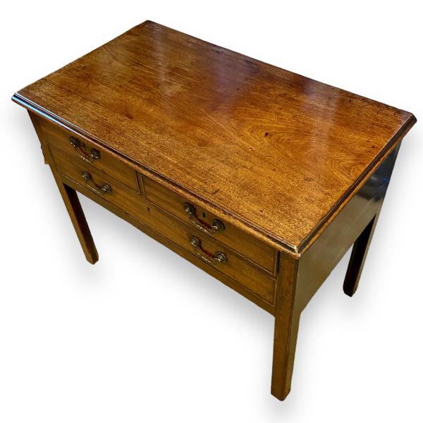 アンティーク品