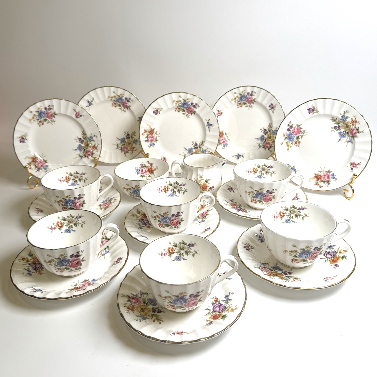  Worcester Serenade ロイヤル・ウースターフルセット Royal Worcester Serenade ロイヤル・ウースターフルセット