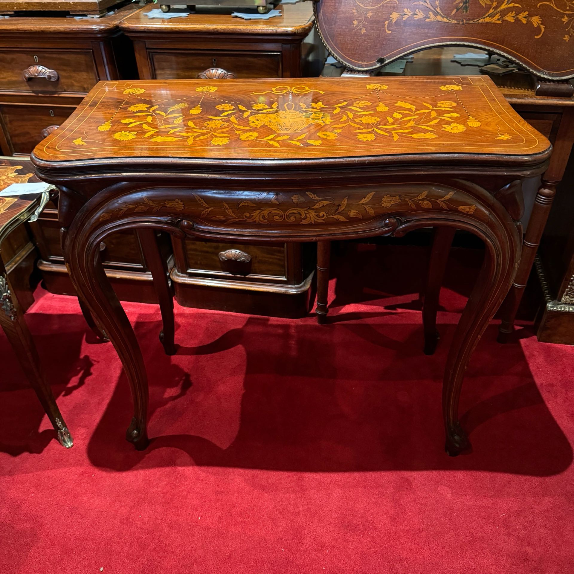 アンティーク品