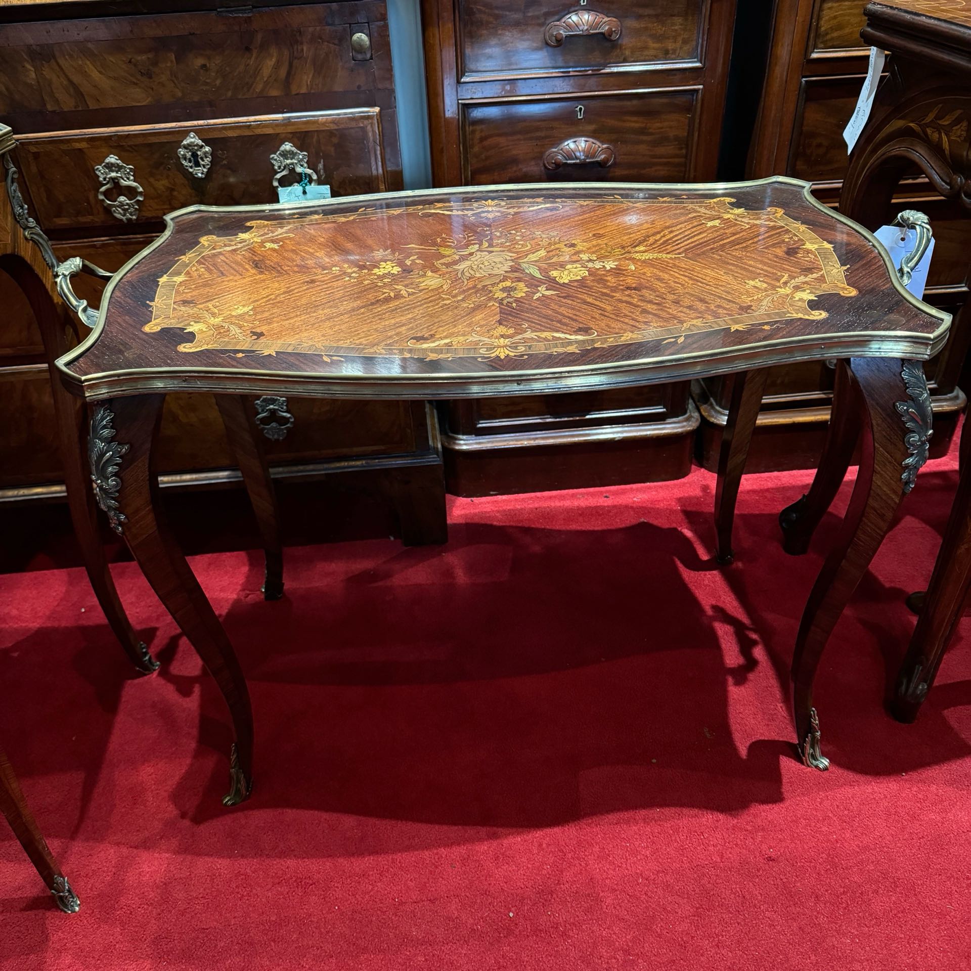 アンティーク品