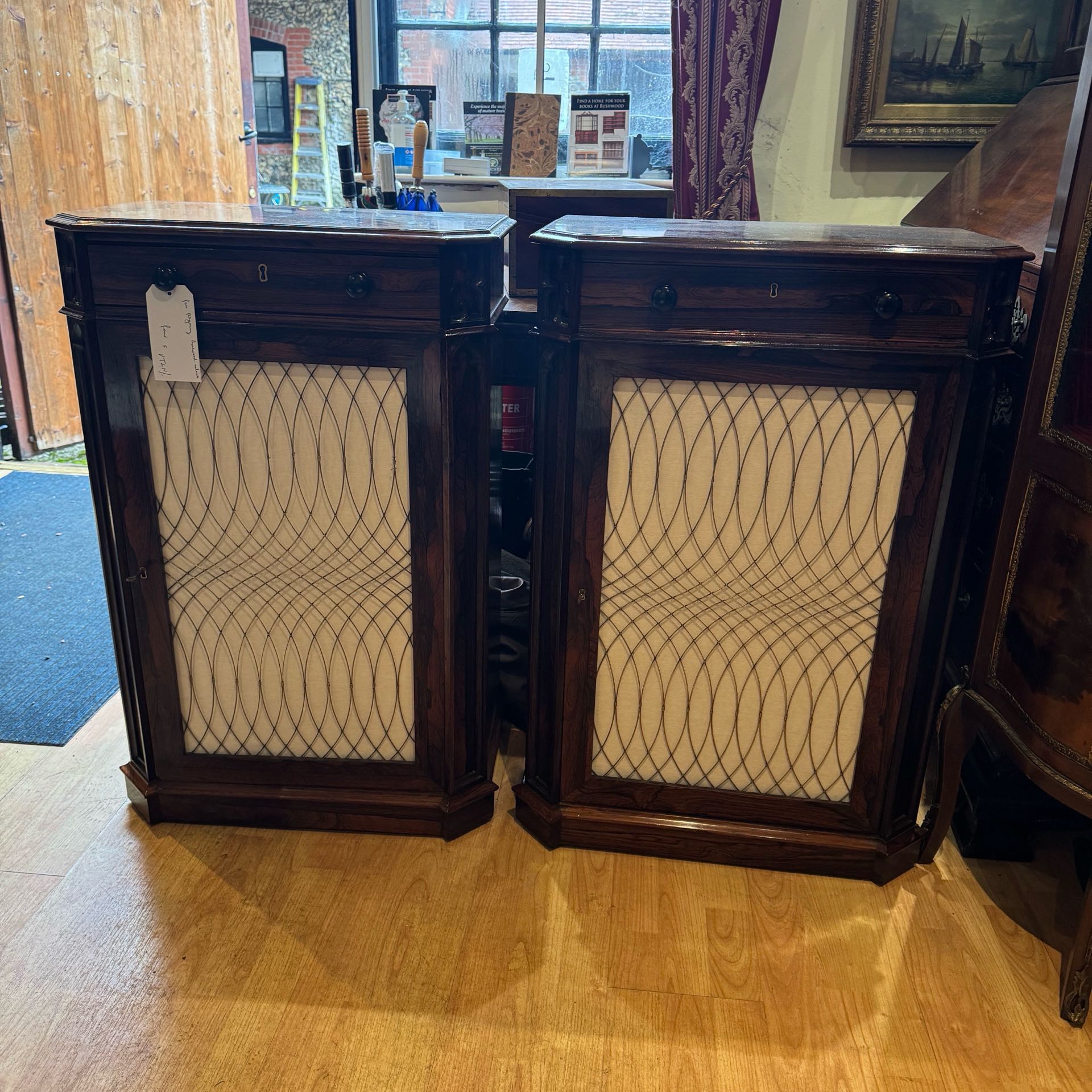 アンティーク品