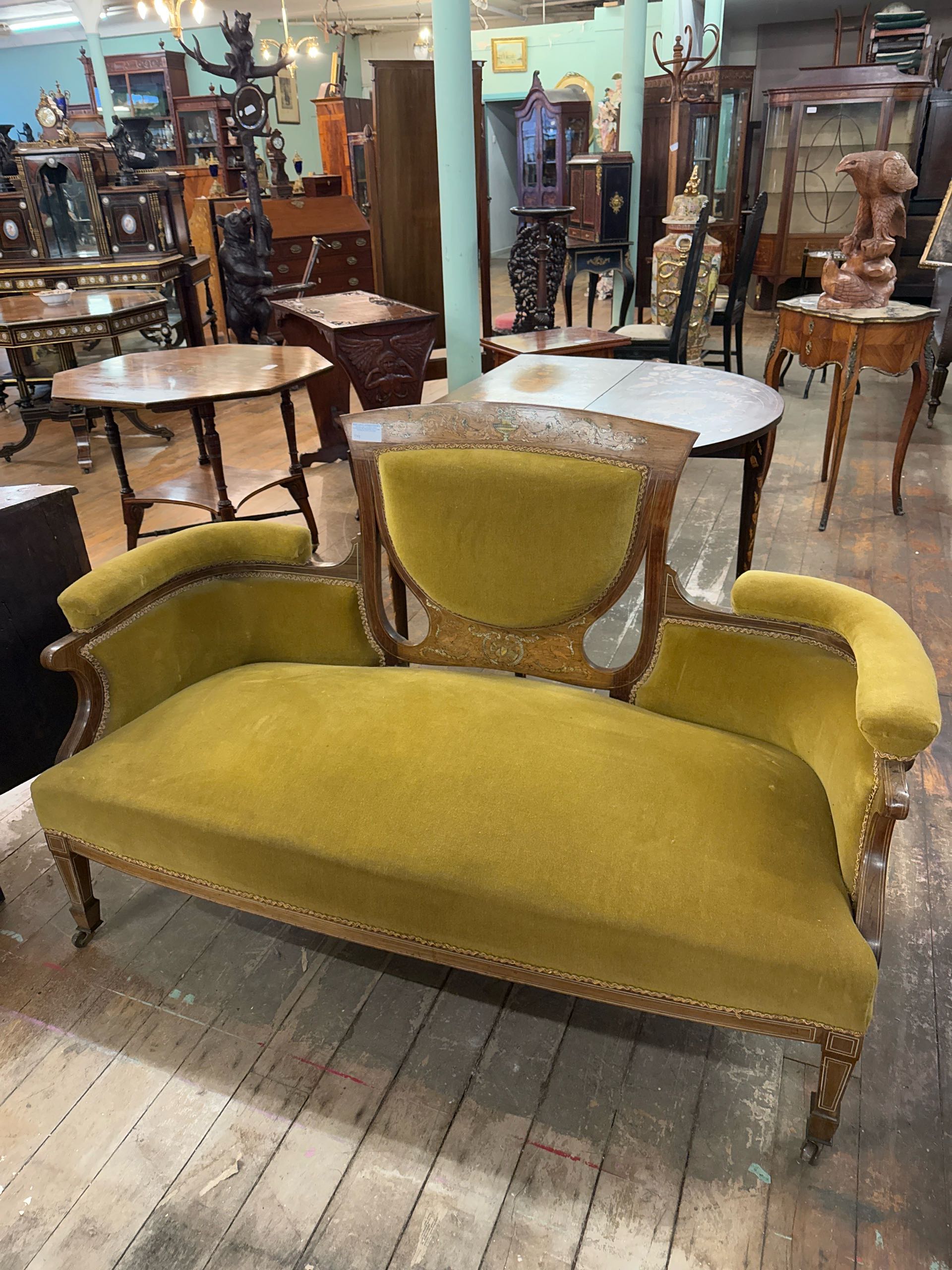 アンティーク調　デザインソファ　ほぼ未使用 スーパークオリティ ヴィクトリアン マホガニーソファ｜アンティーク