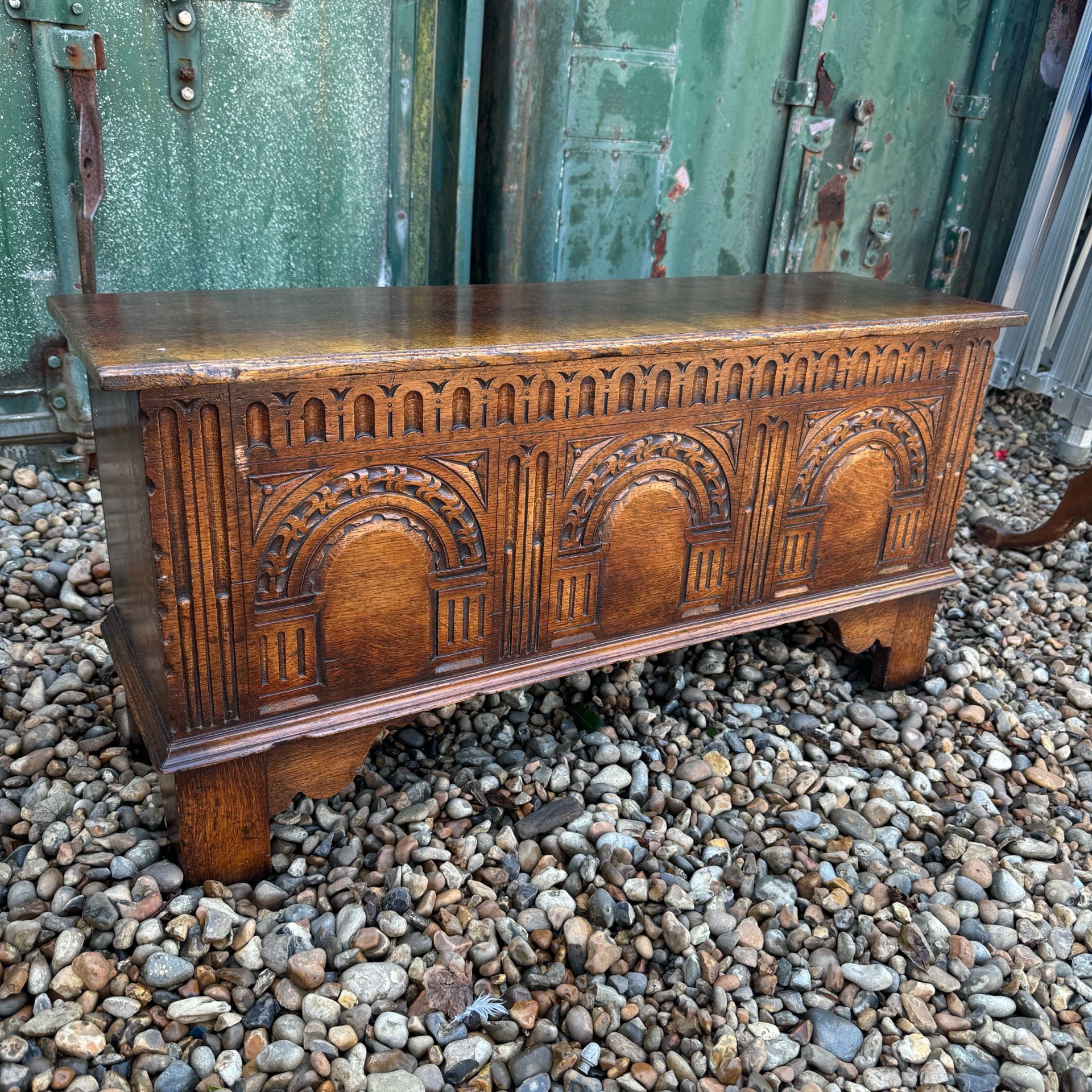 アンティーク品