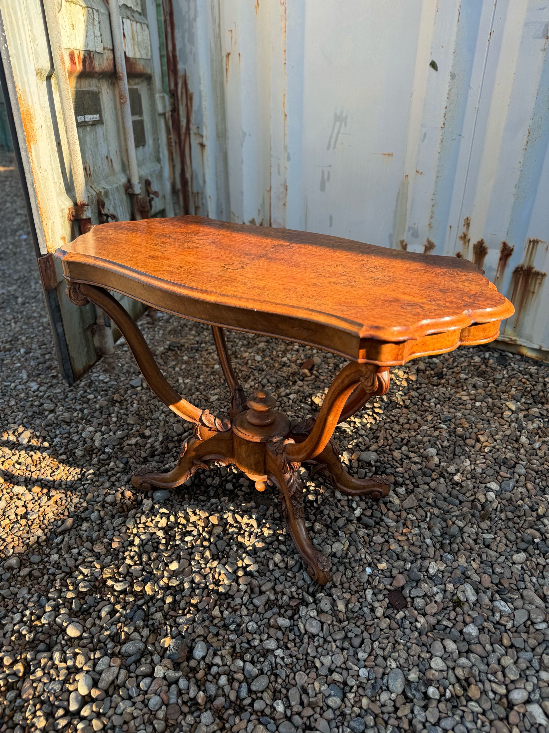 アンティーク品