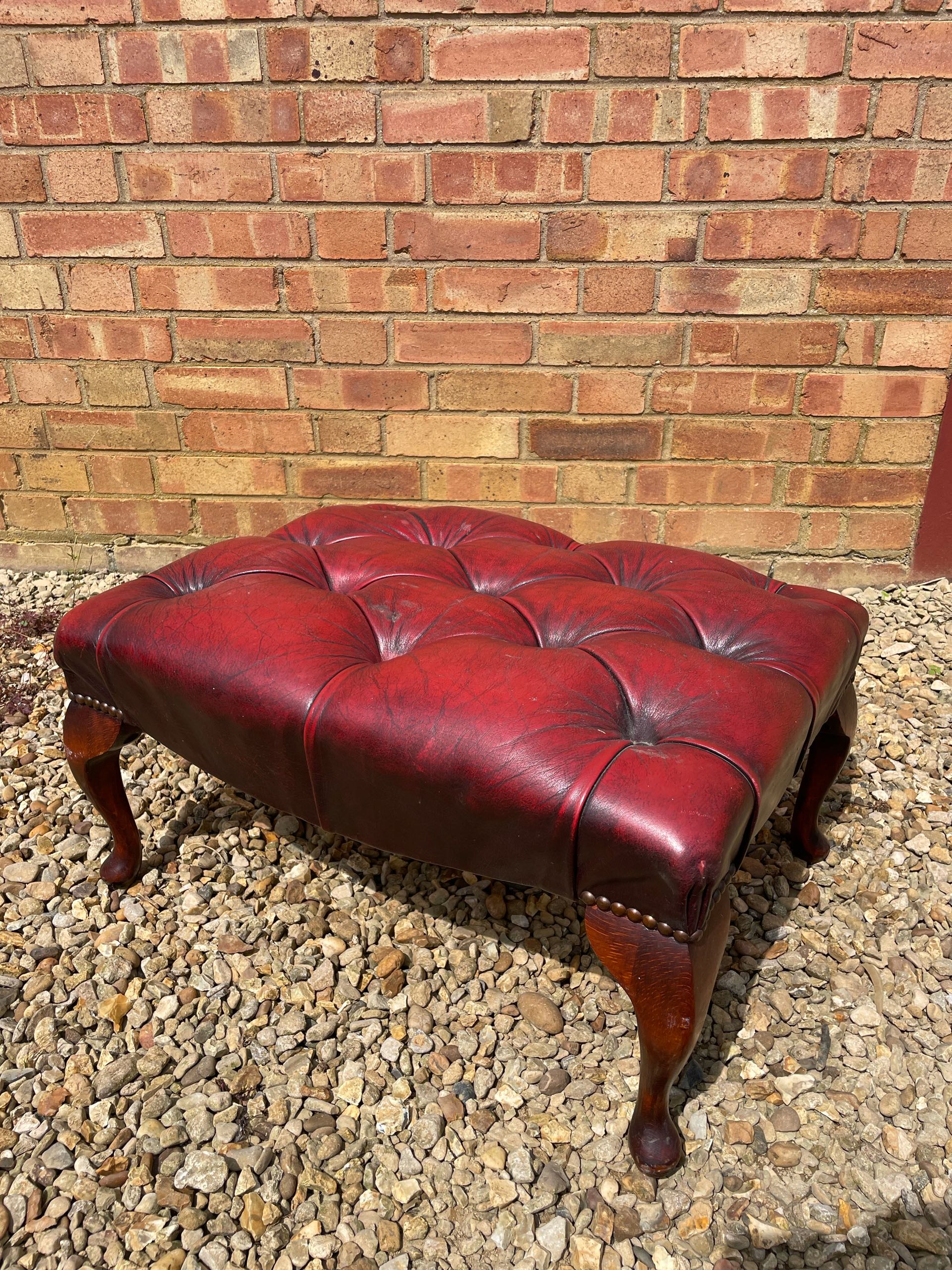 イギリス 1960年代 レザー ビーチ オットマン ECUKOB0054