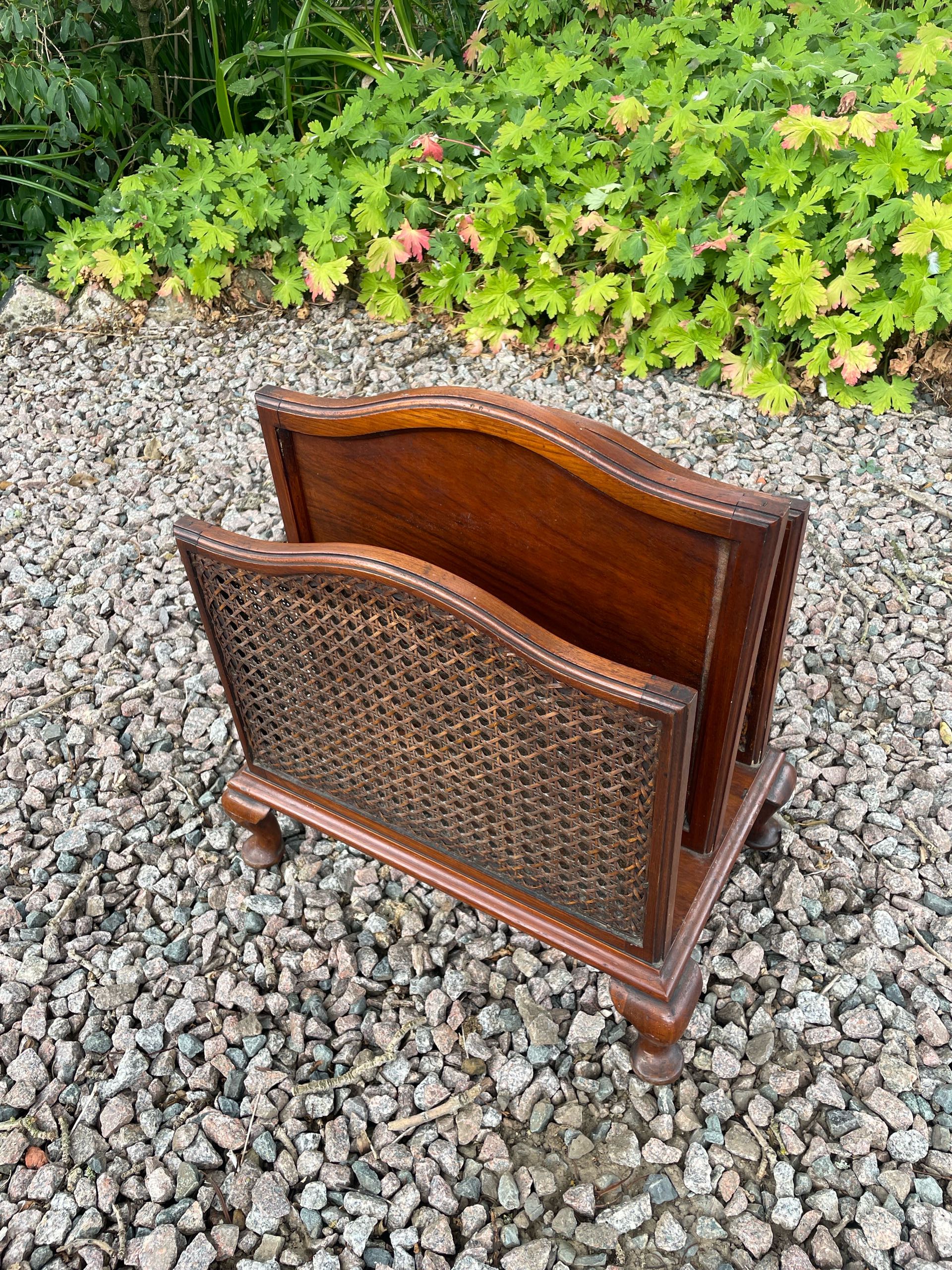 イギリス 1930年代 ウォールナット マガジンラック ECUKOB0081