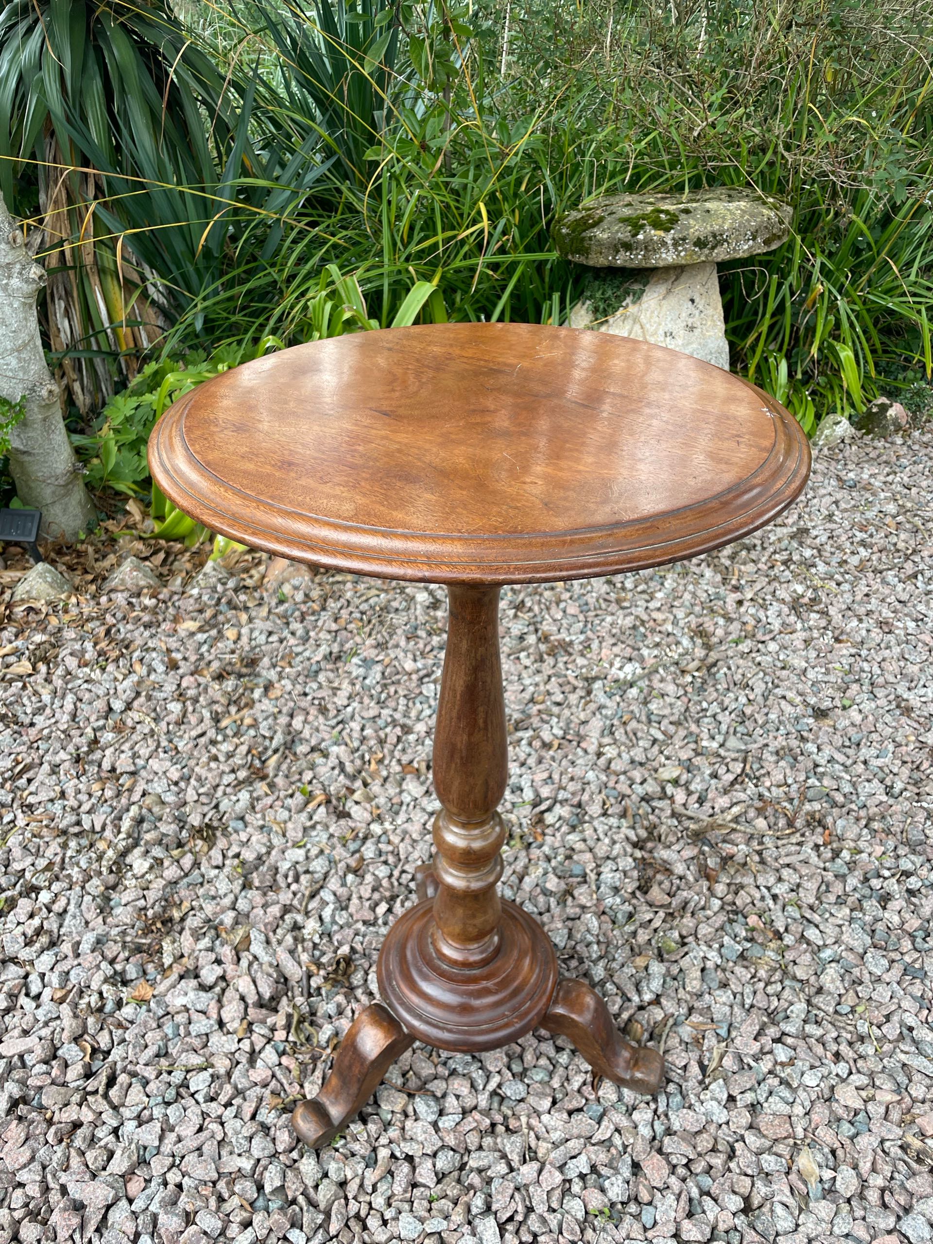 北欧 ヴィンテージ 英国 ヴィクトリアン調 センターテーブル