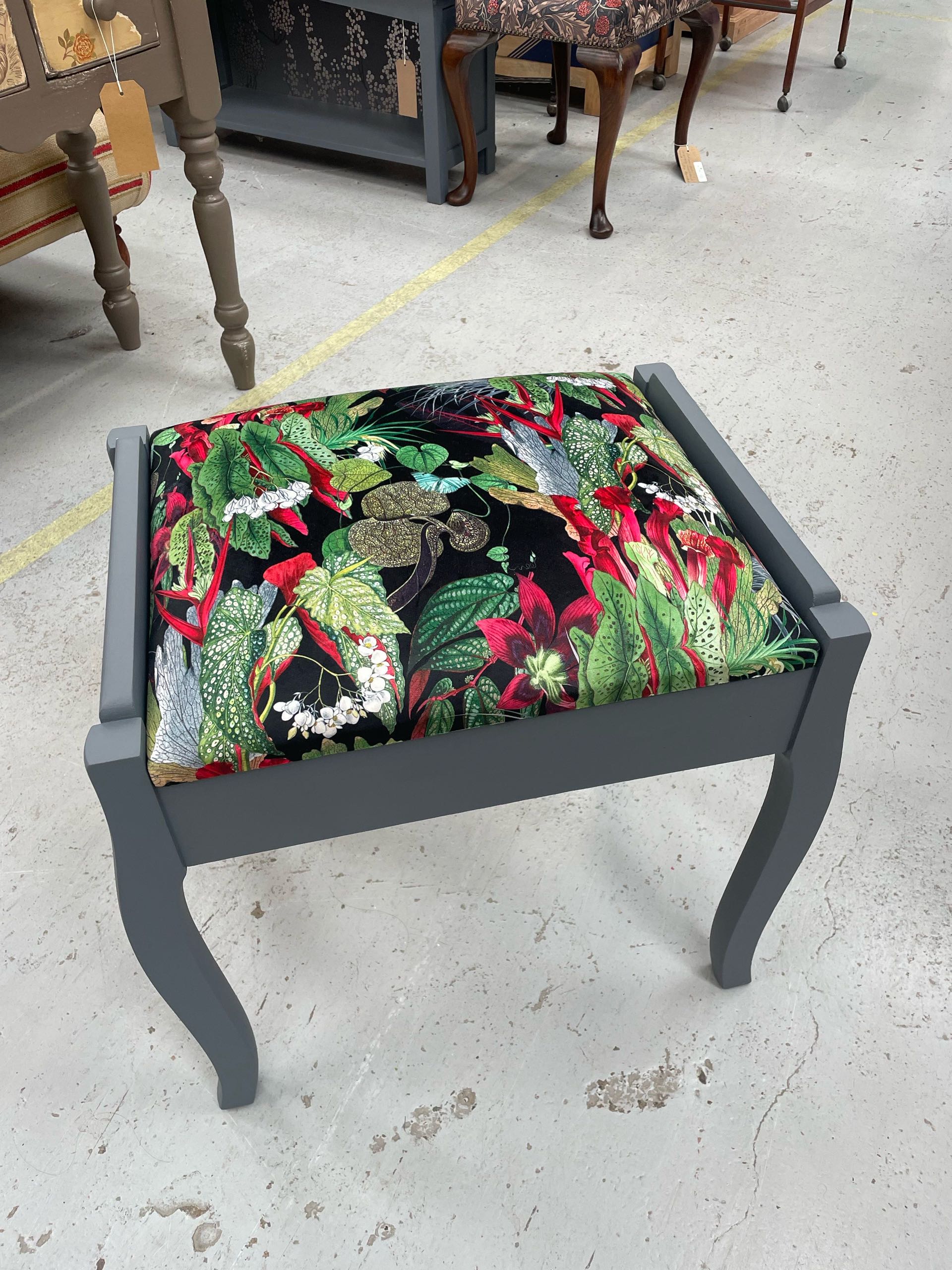 アンティーク品