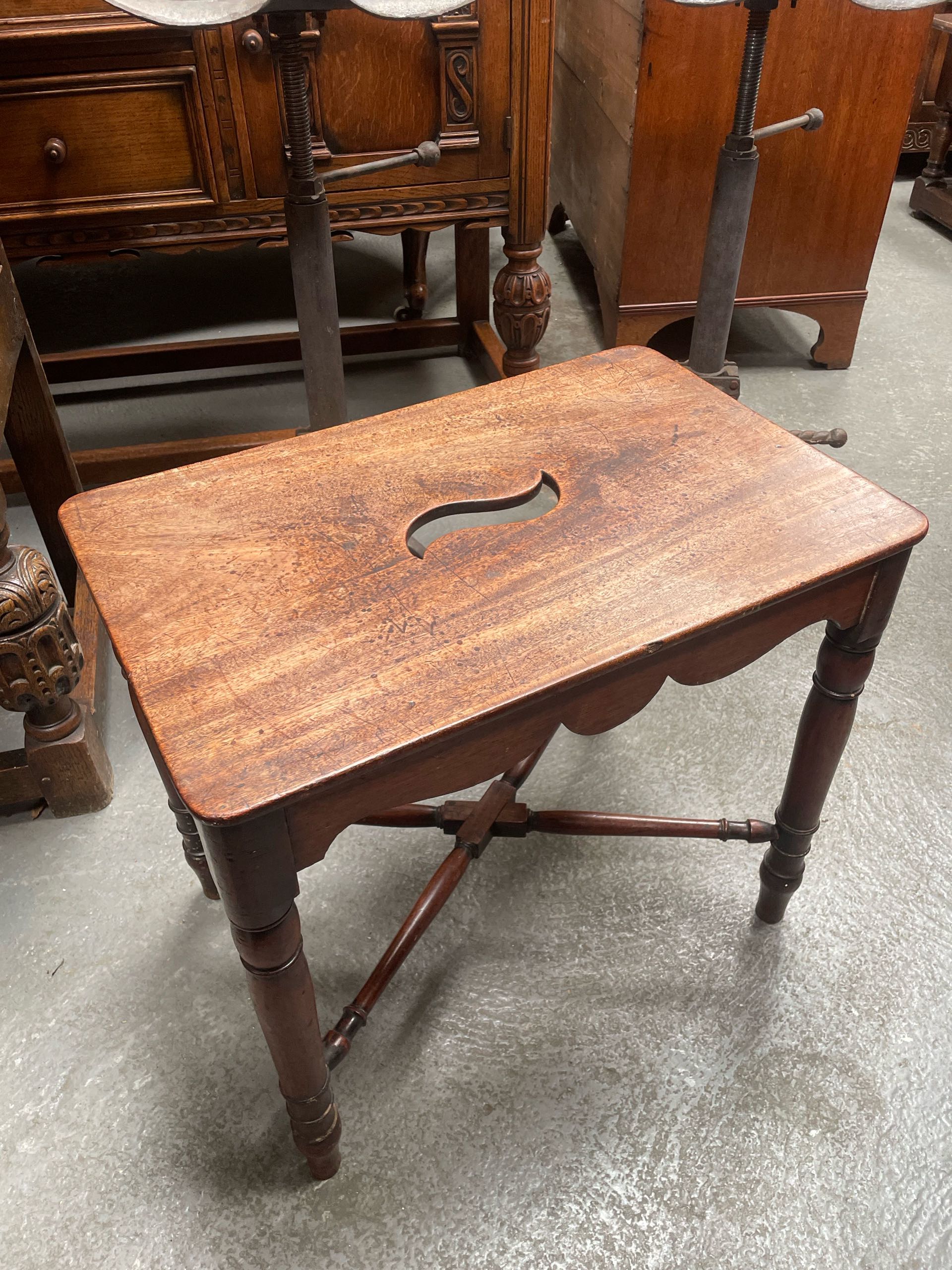 イギリス 1870年代 オーク スツール ECUKOB0005