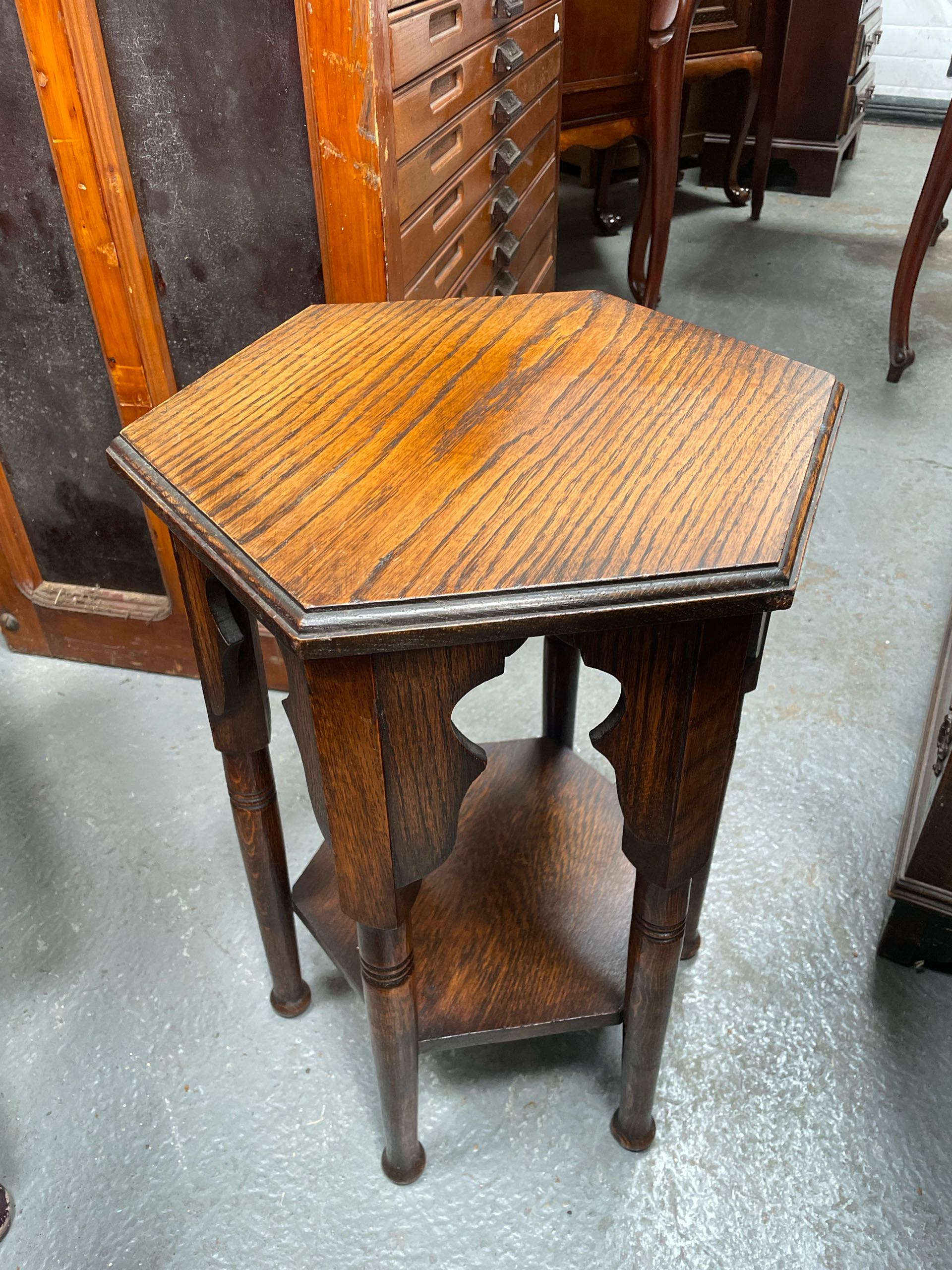 イギリス 1910年代 オーク スモールテーブル ECUKOB0016