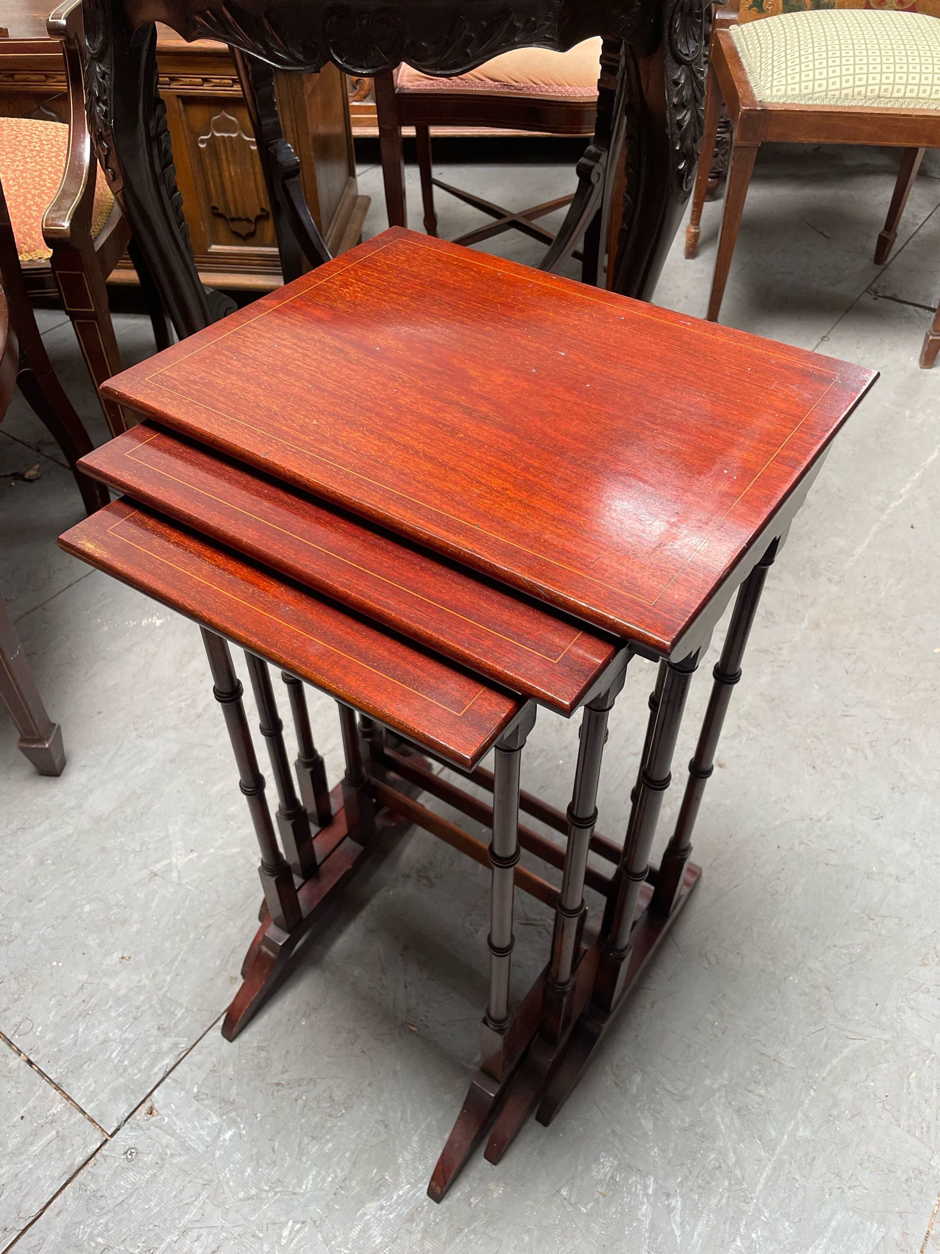 イギリス 1910年代 マホガニー ネストテーブル ECUKOB0029