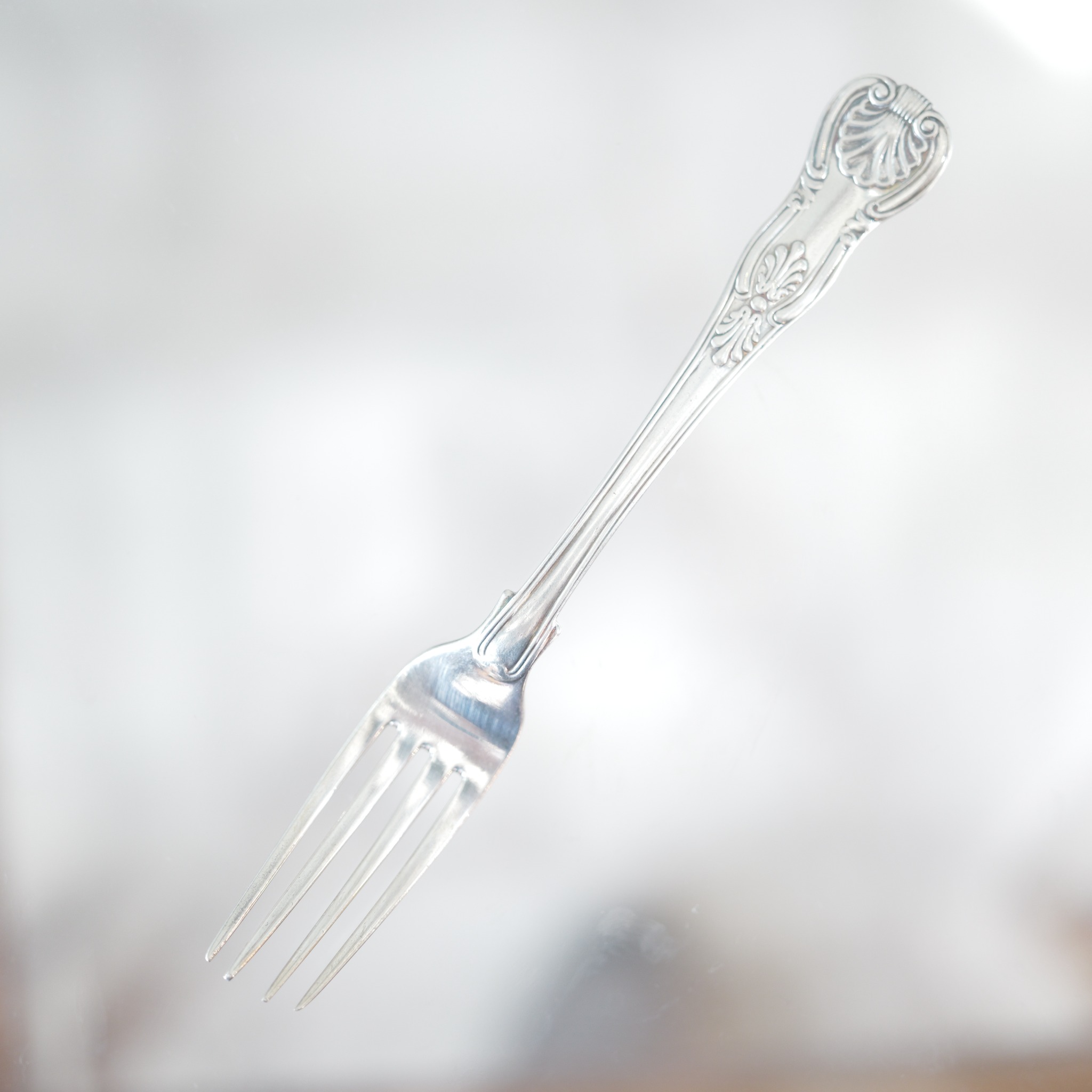 純銀製1830年ロンドン製デザートフォーク
